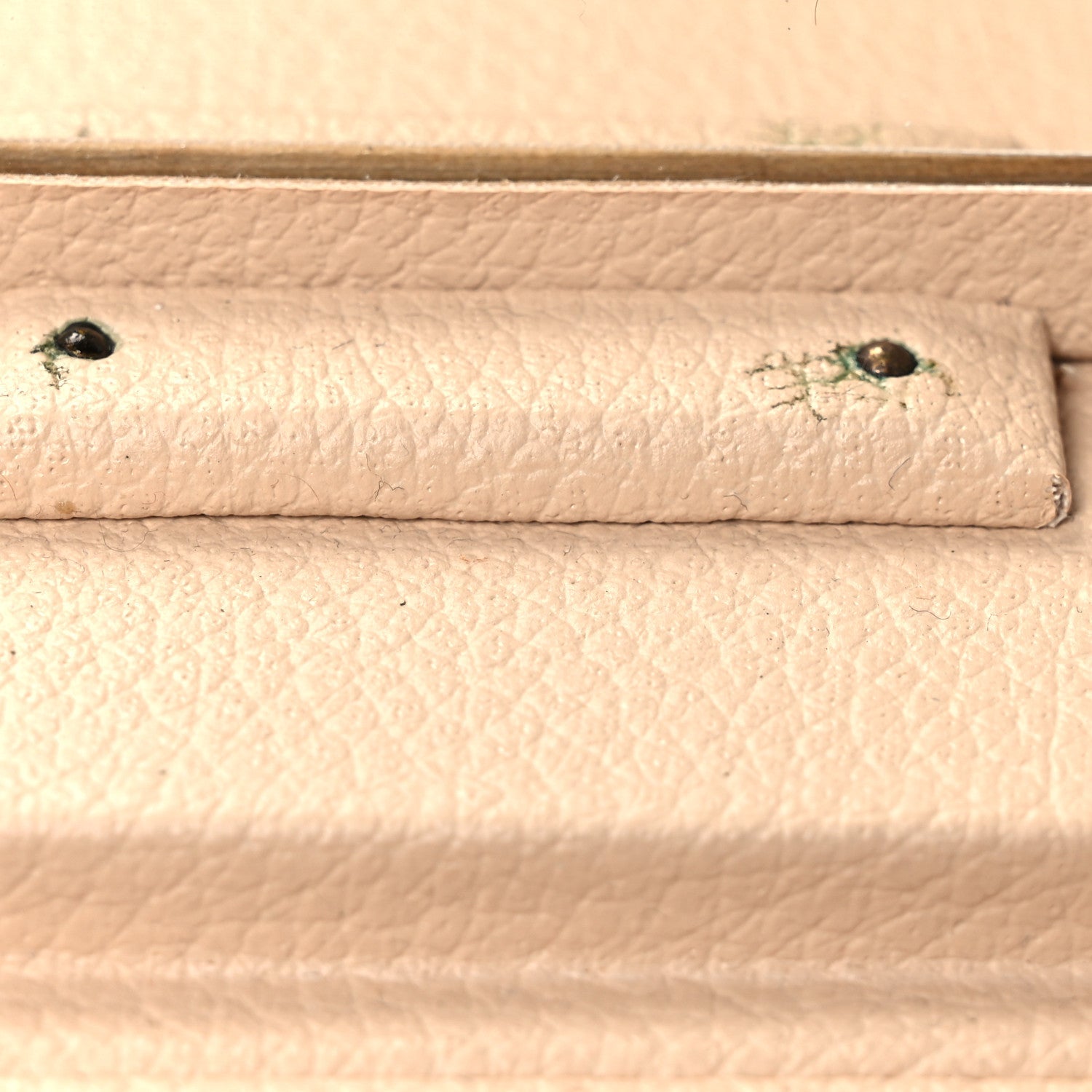 MONOGRAM BOITE BOUTEILLES ET GLACE BEAUTY TRAIN CASE
