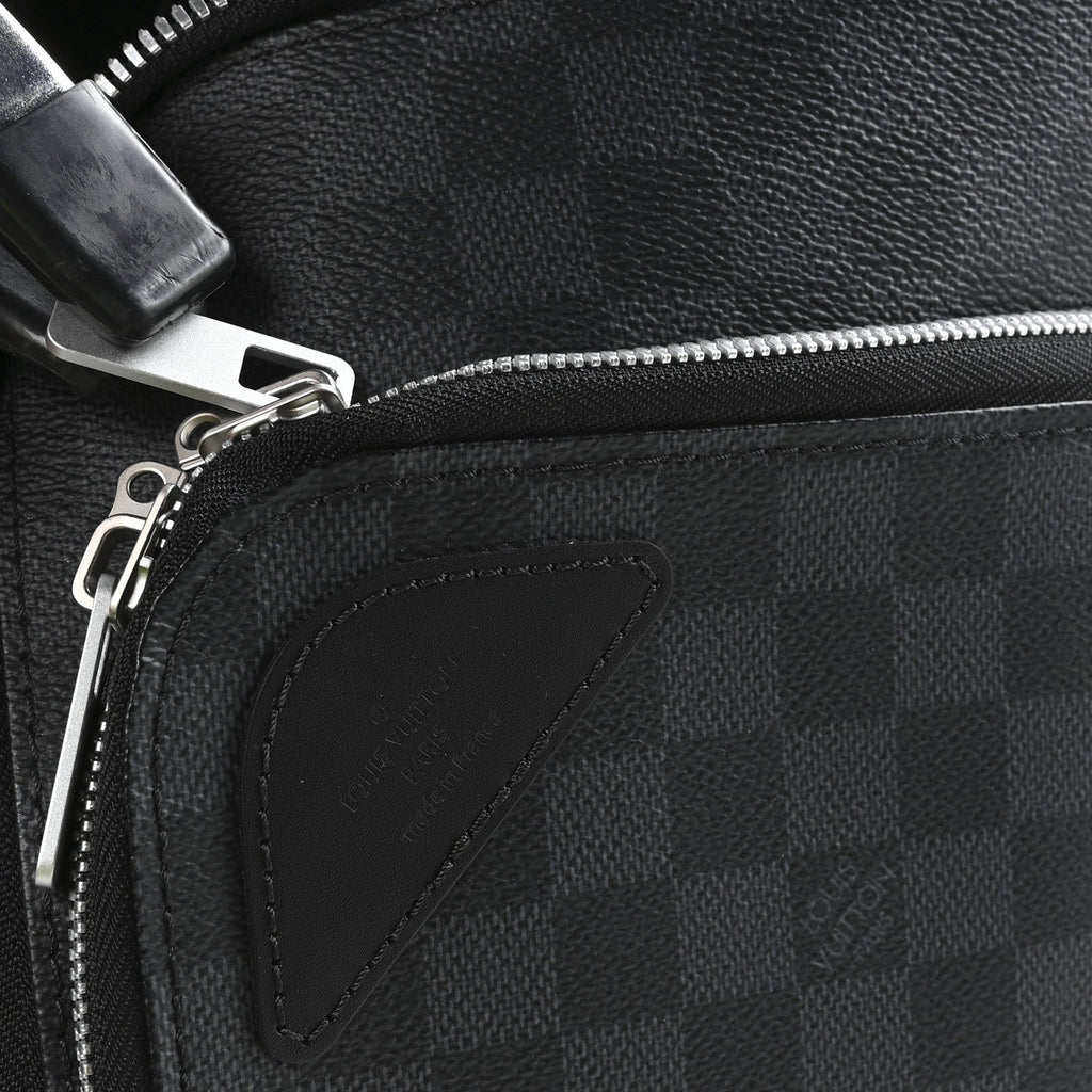 DAMIER GRAPHITE PEGASE TROLLEY CASE