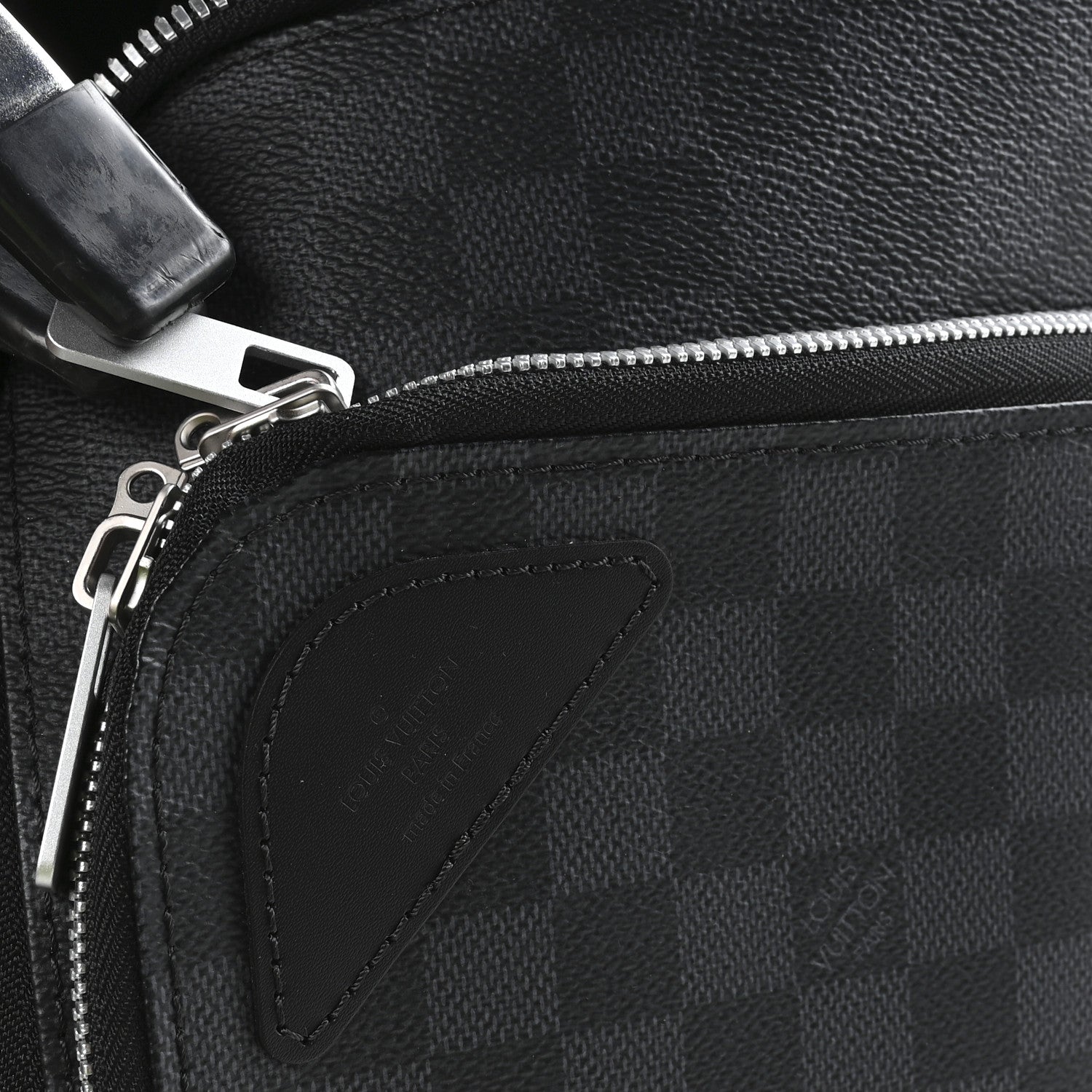 DAMIER GRAPHITE PEGASE TROLLEY CASE