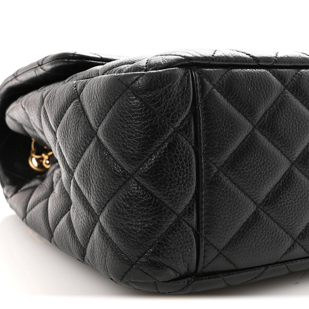 GRAINED CALFSKIN QUILTED XXL TRAVEL FLAP BAG BLACK