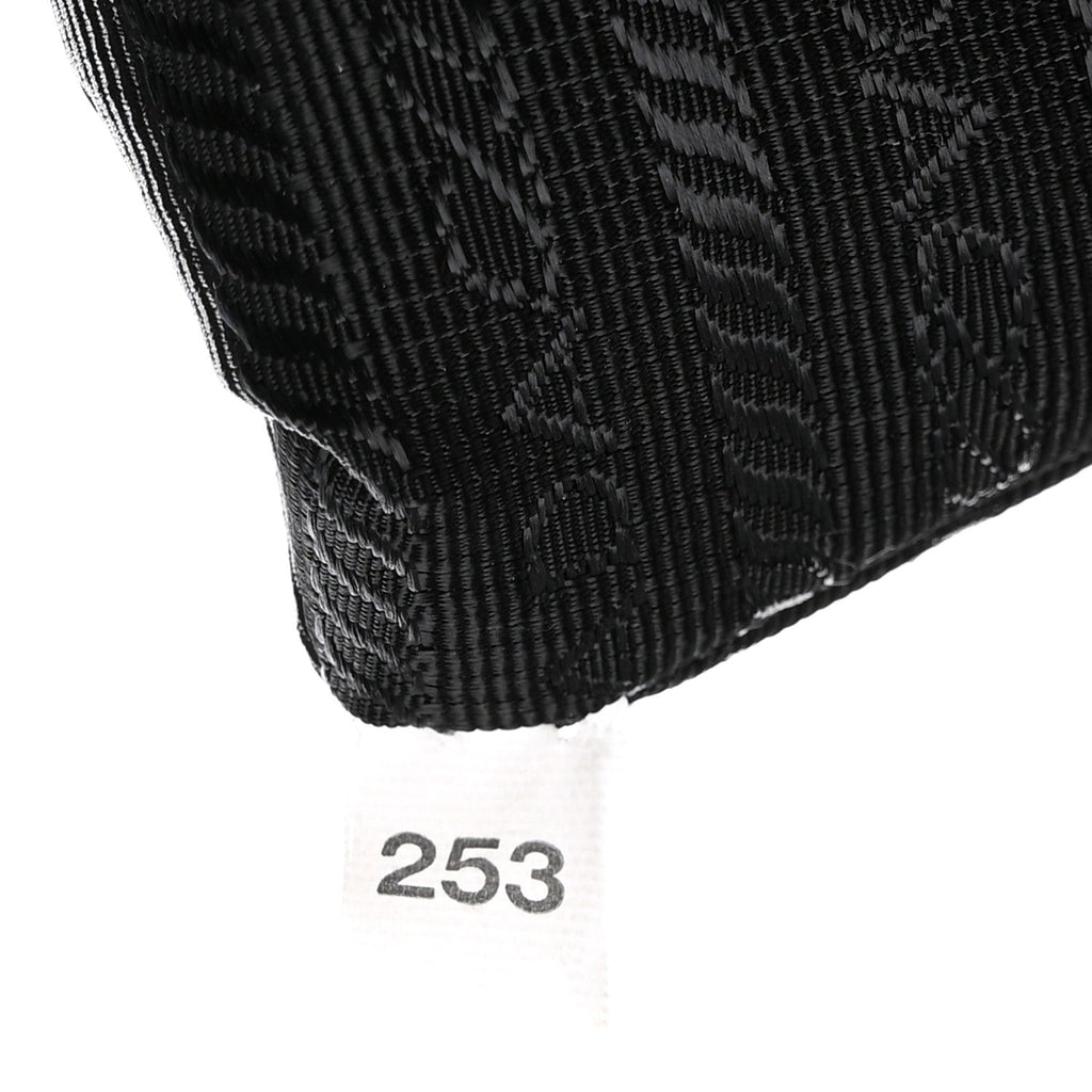 Saffiano Travel Extra Large Galleria Double Zip Black