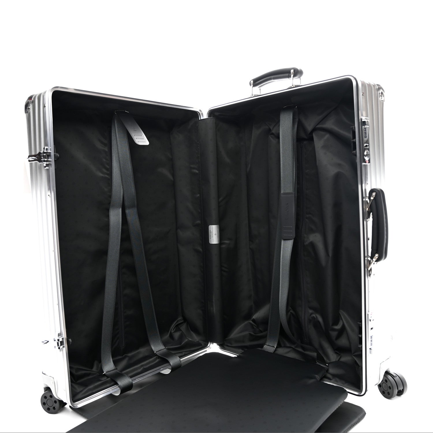 Rimowa Aluminum Classic Check-In M Silver