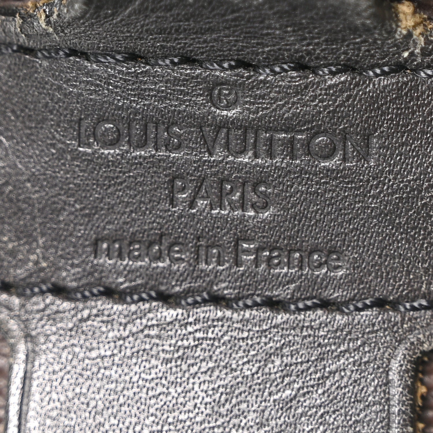 MONOGRAM MACASSAR PORTE-DOCUMENTS VOYAGE GM