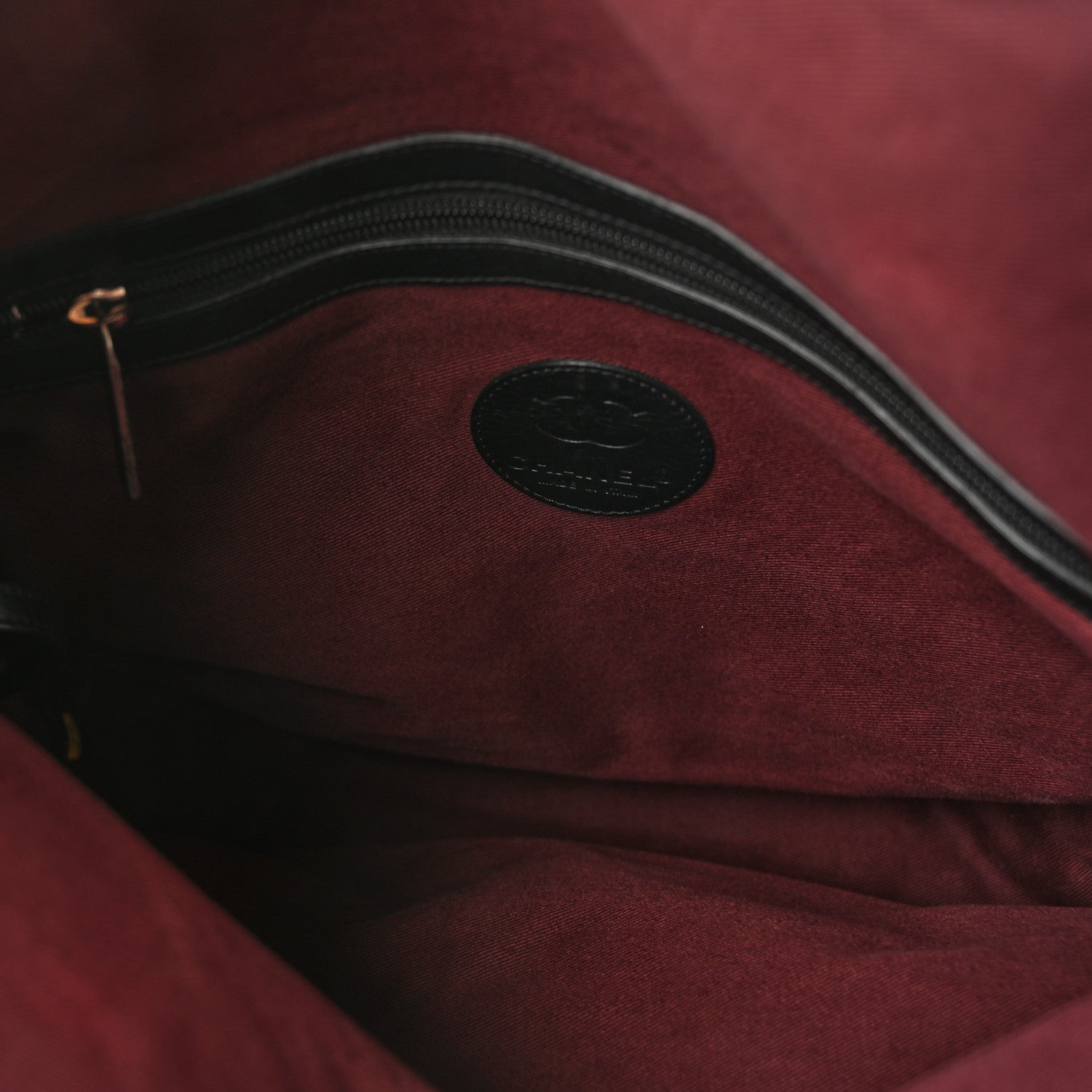 Coated Canvas Quilted Large Garment Travel Bag Black