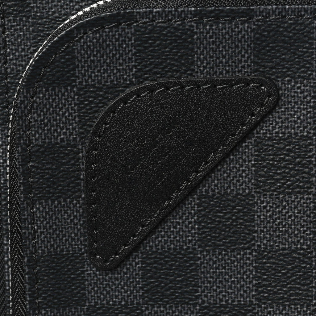 Damier Graphite Pegase Trolley Case