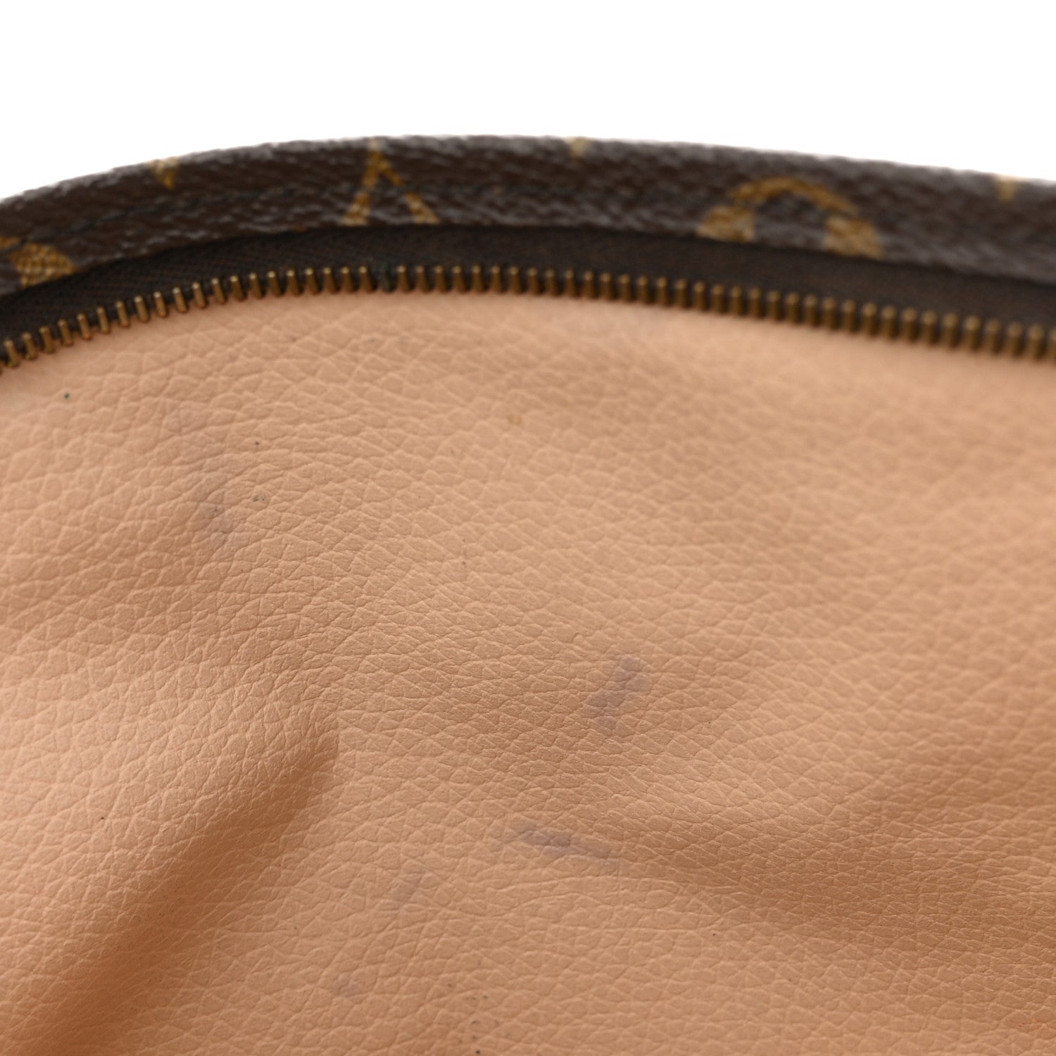 MONOGRAM TOILETRY POUCH 26