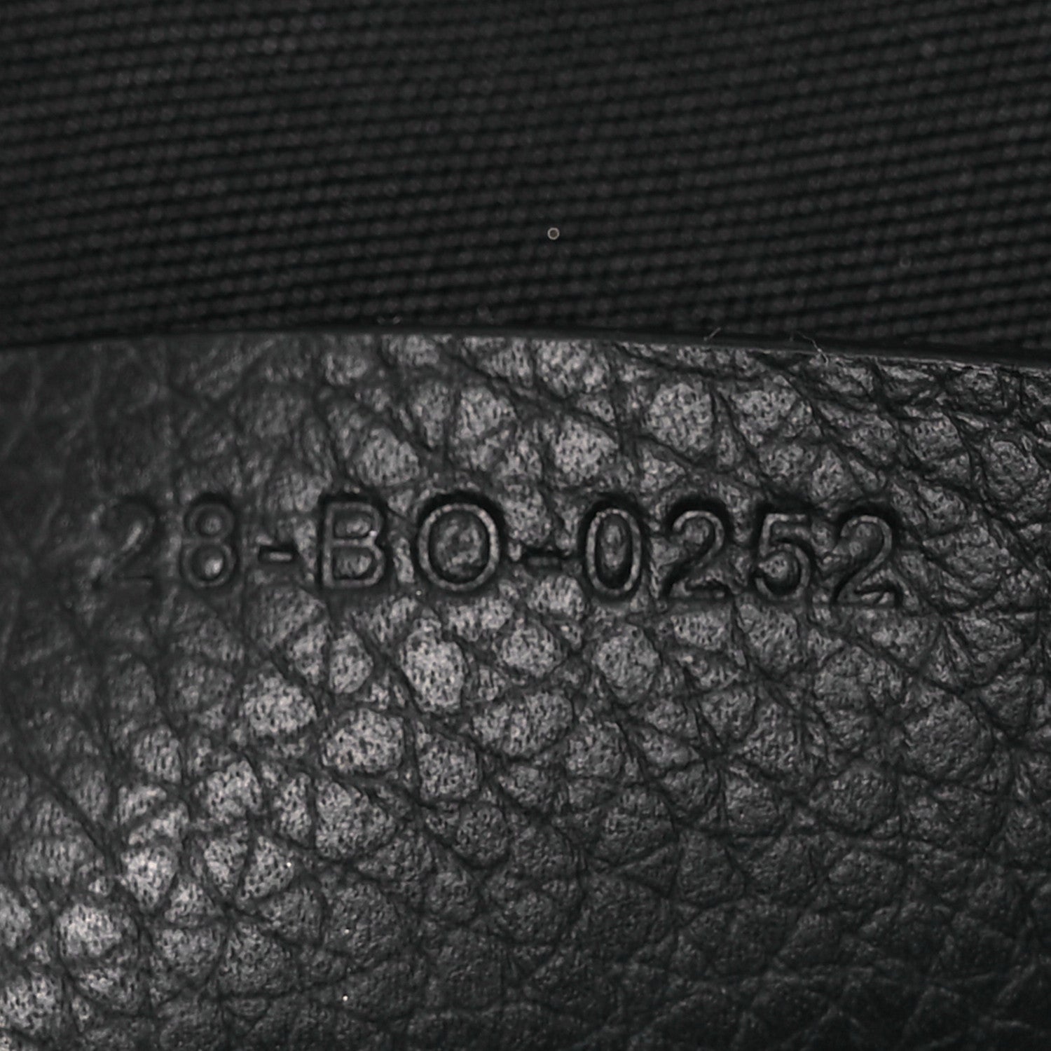 OBLIQUE JACQUARD GRAINED CALFSKIN LINGOT 50 BLACK