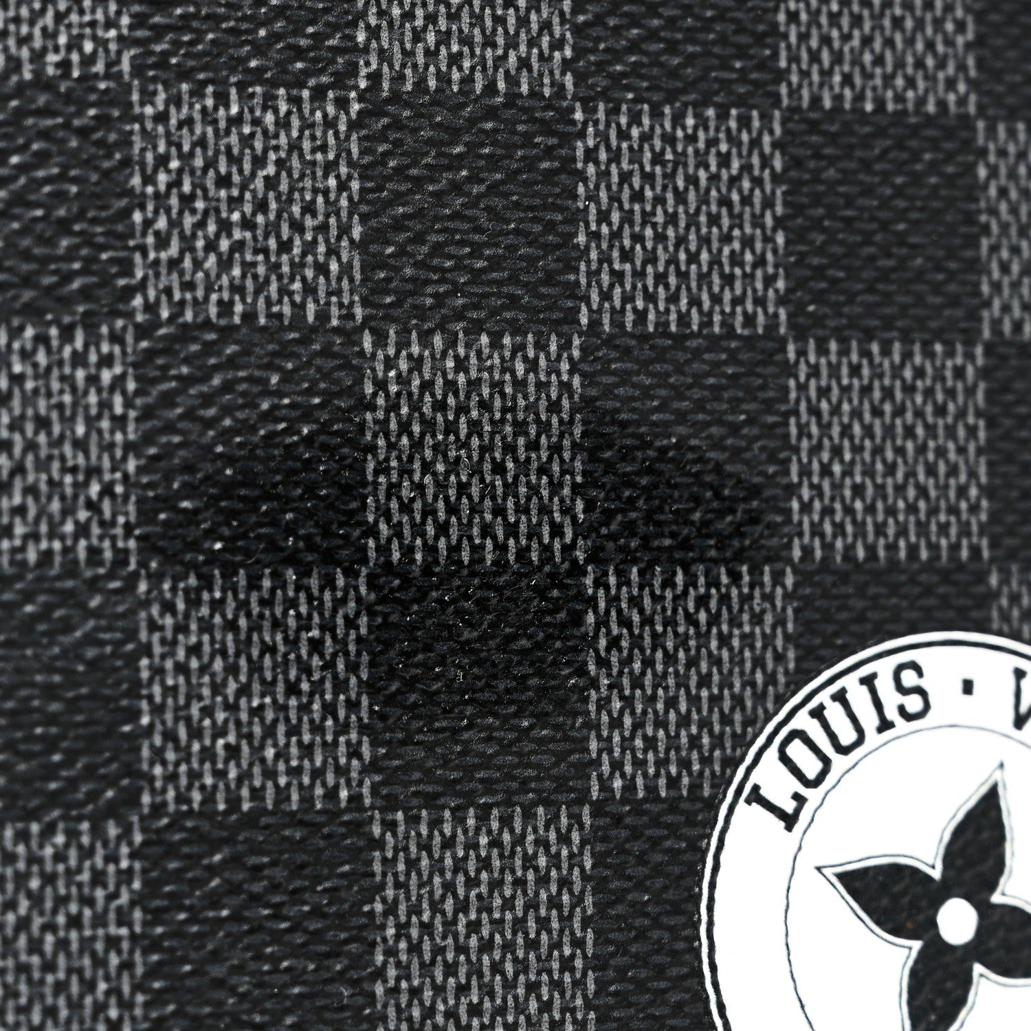 DAMIER GRAPHITE WORLD TOUR HORIZON 55