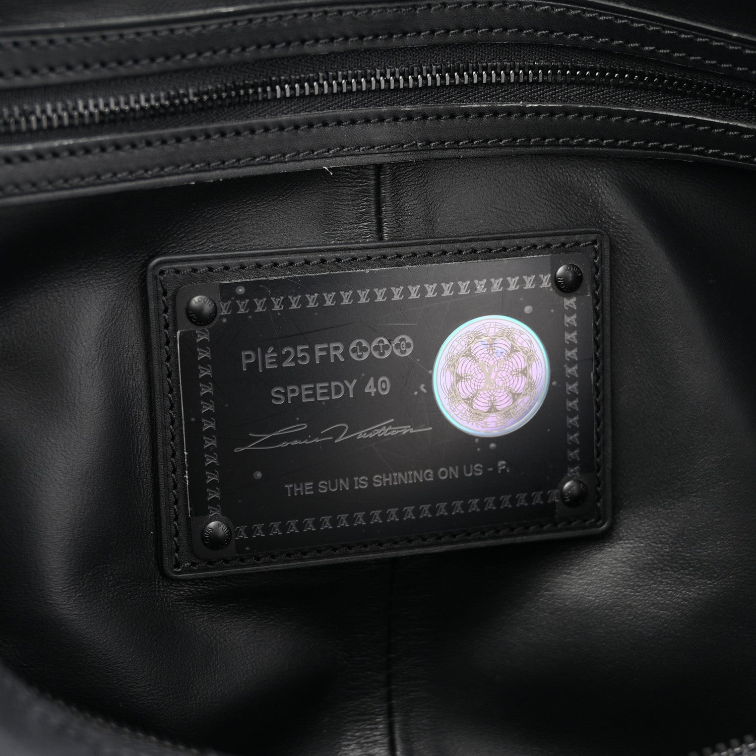 CALFSKIN MONOGRAM SPEEDY P9 BANDOULIERE 40 ULTRA BLACK