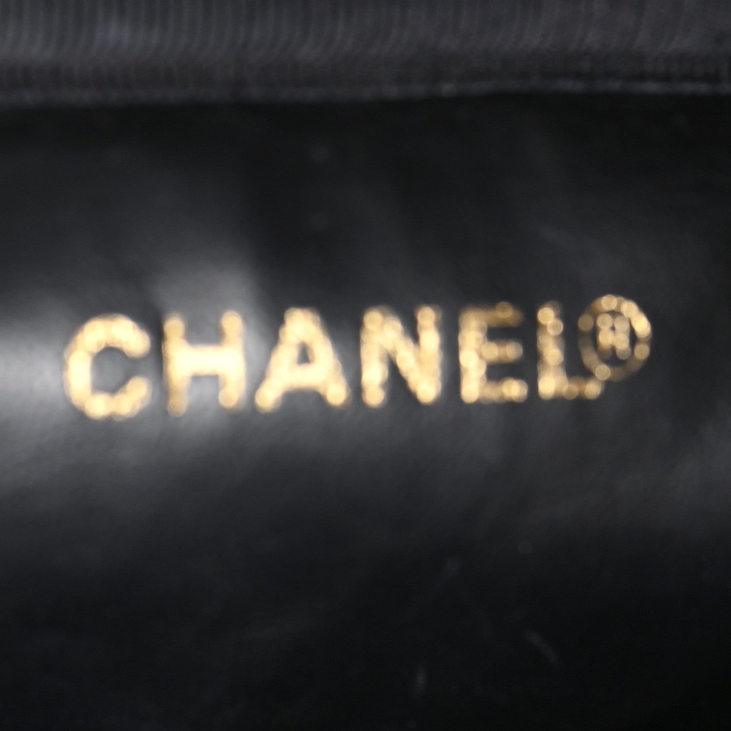 CAVIAR VANITY COSMETIC CASE BLACK