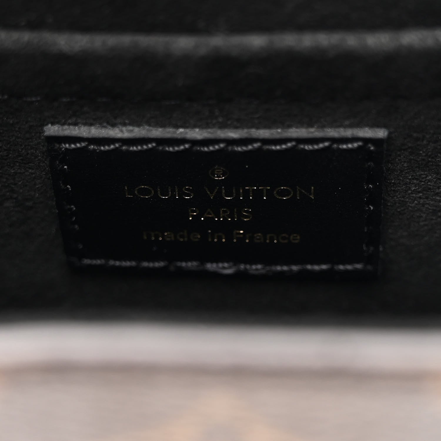 REVERSE MONOGRAM CAMERA BOX NM