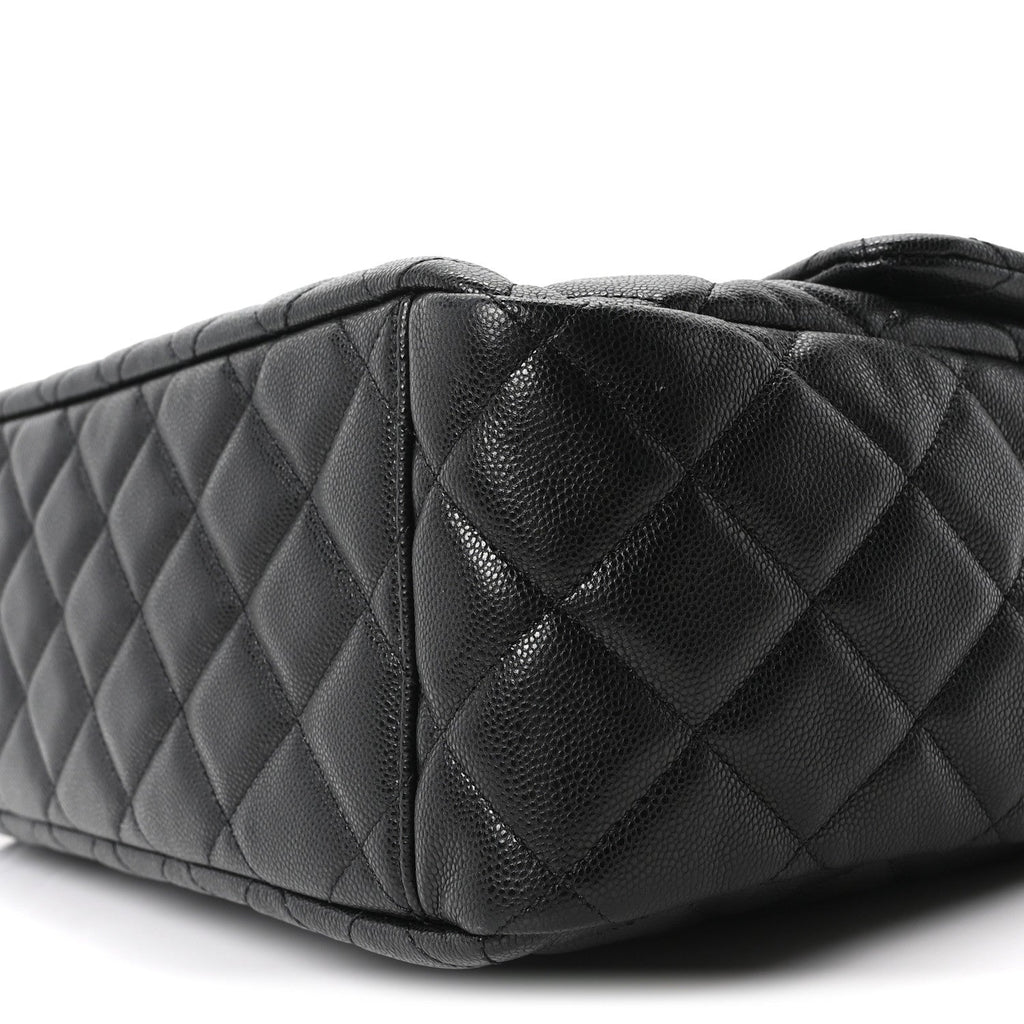 CAVIAR QUILTED XXL TRAVEL FLAP BAG BLACK