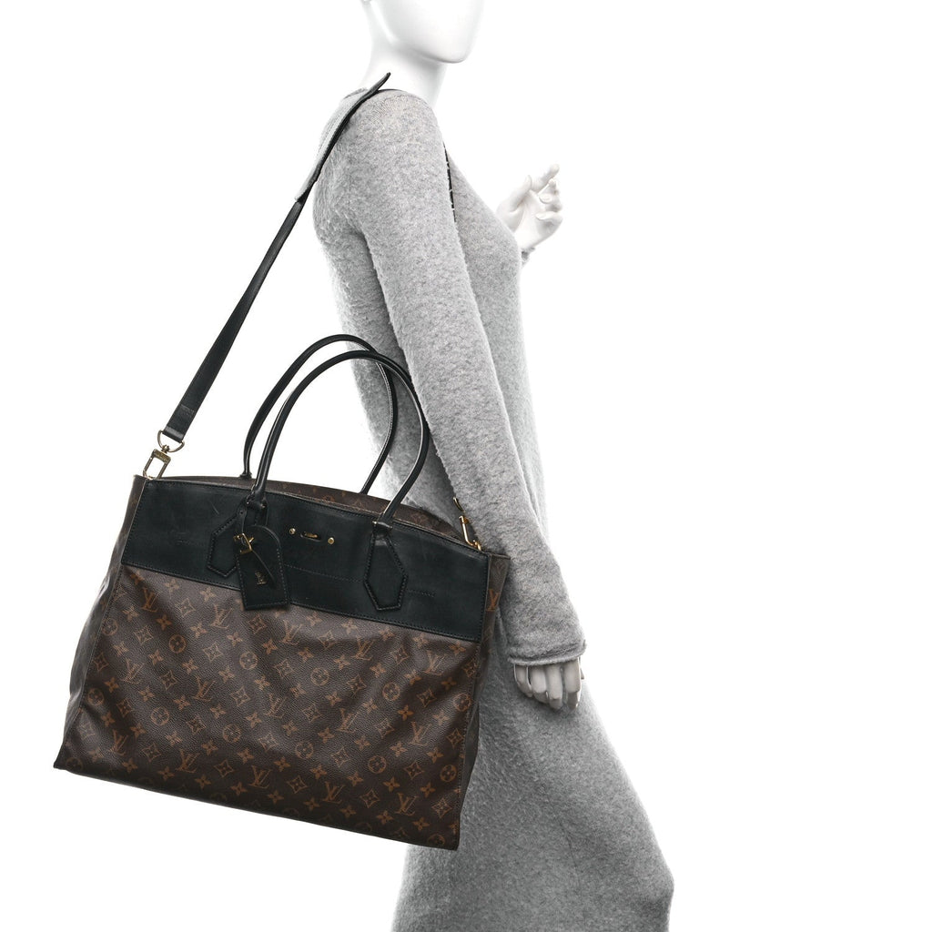 MONOGRAM CITY STEAMER XXL