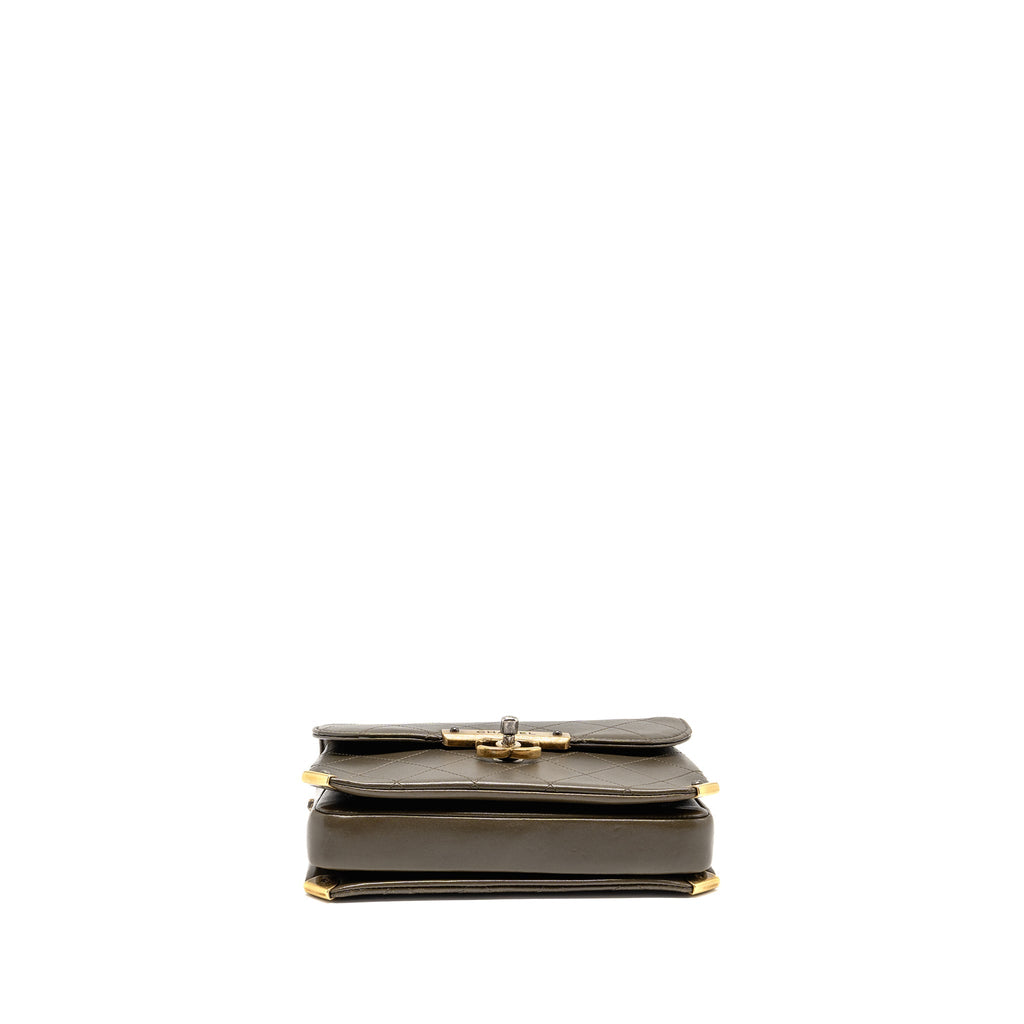 CHANEL QUILTED MESSENGER FLAP BAG LAMBSKIN OLIVE GREEN MULTICOLOUR HARDWARE