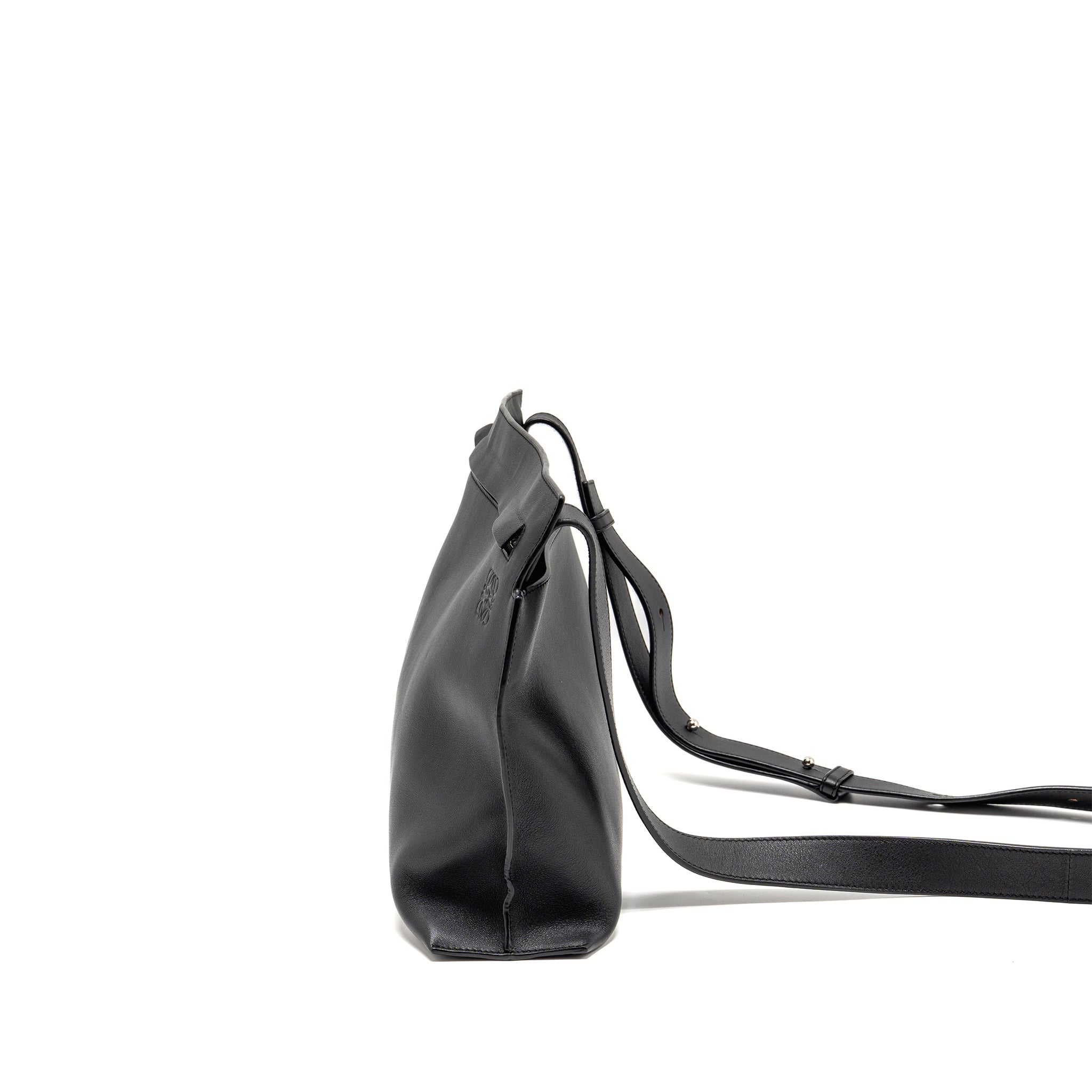LOEWE CROSSBODY MEN’S MESSENGER BAG LEATHER BLACK SHW