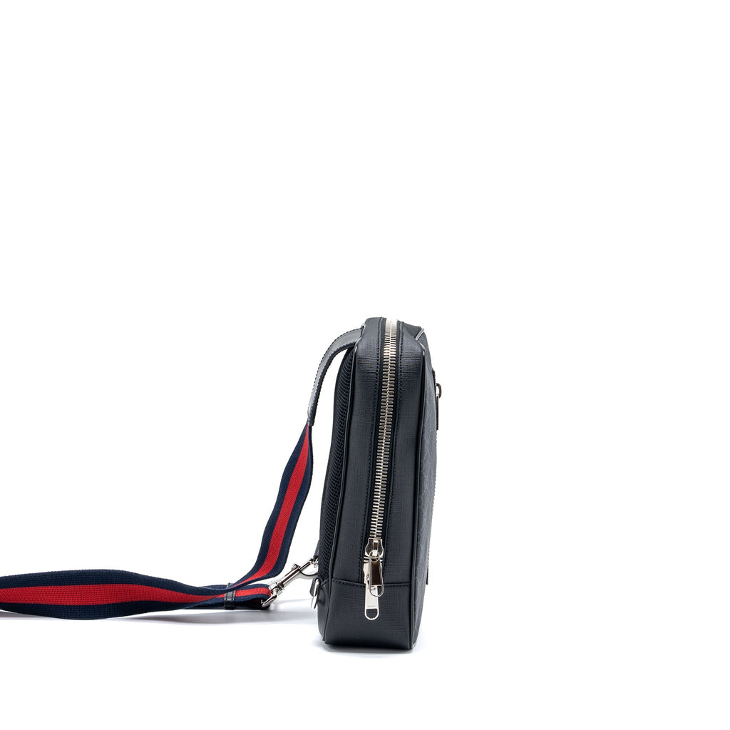 GUCCI GG BLACK SLING BACKPACK GG SUPREME CANVAS BLACK SHW