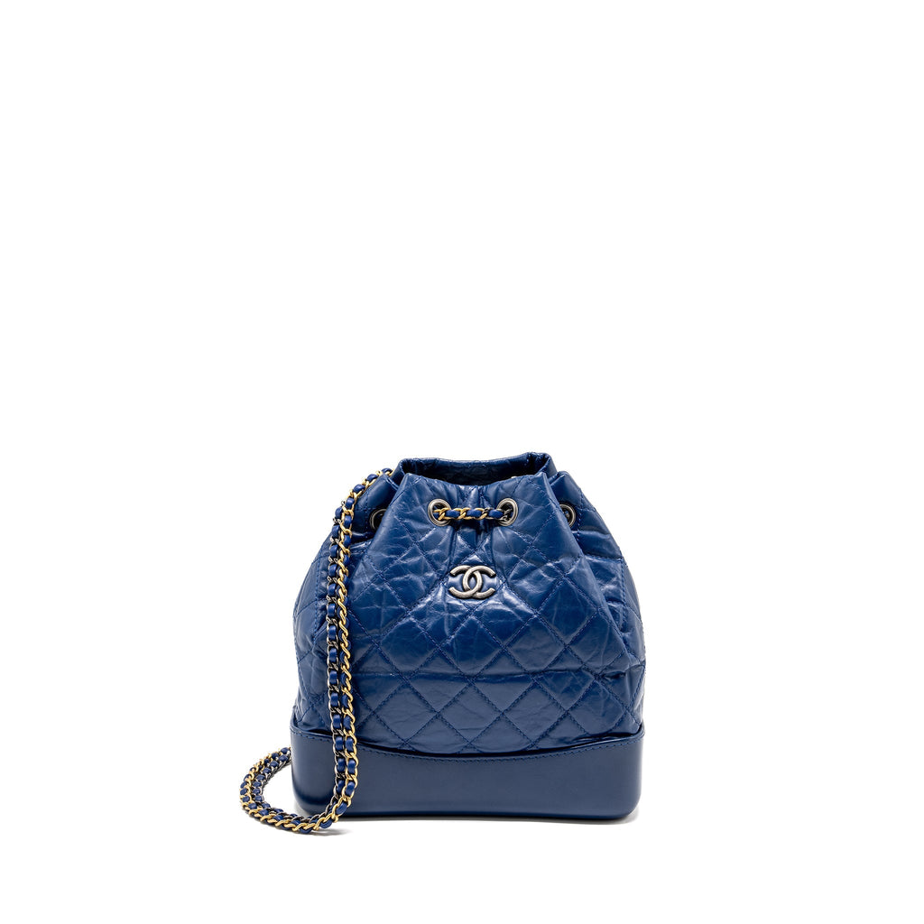CHANEL GABRIELLE BACKPACK AGED CALFSKIN BLUE MULTICOLOUR HARDWARE
