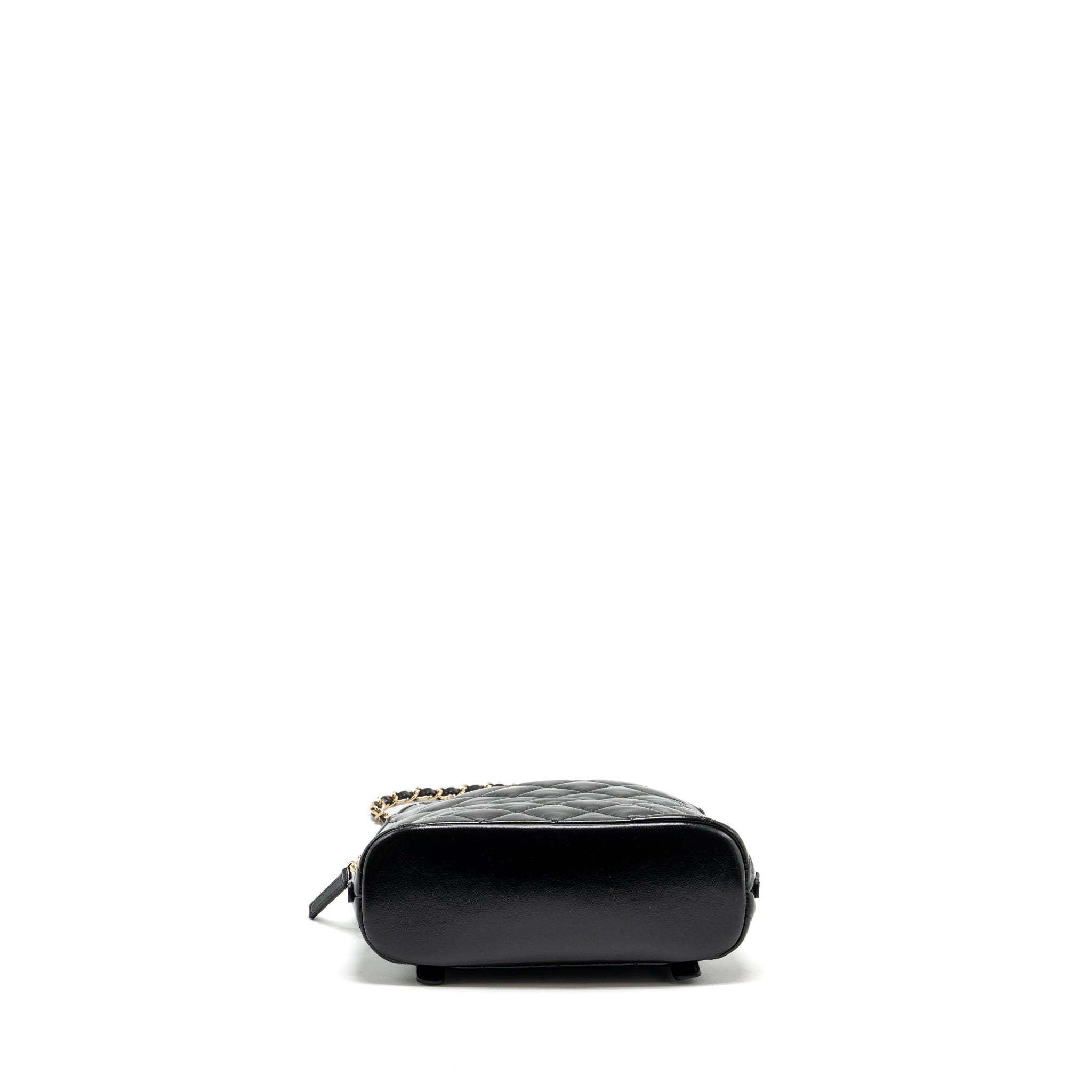 CHANEL 22A MINI BACKPACK PATENT BLACK LGHW (MICROCHIP)