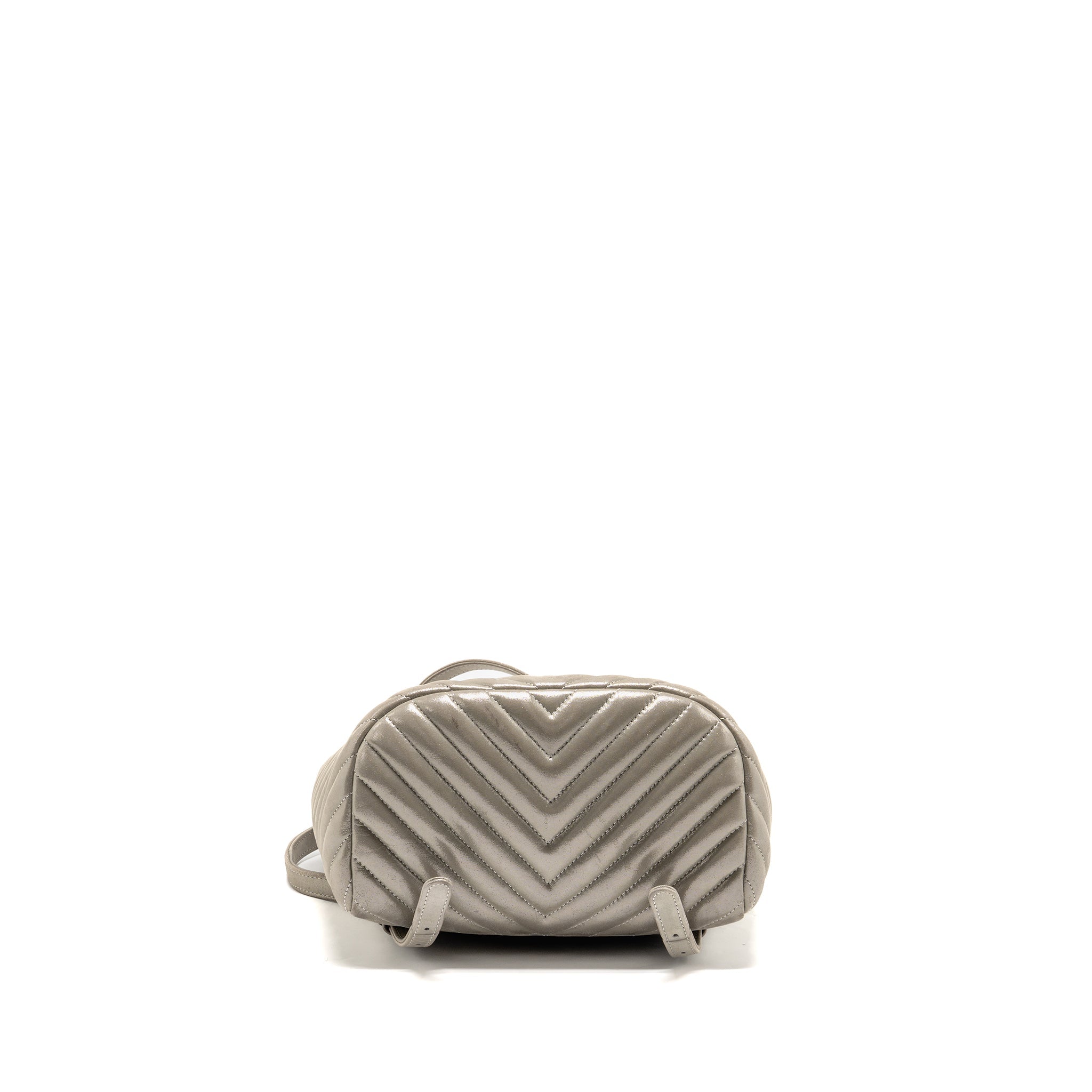 CHANEL SMALL URBAN SPIRIT BACKPACK CHEVRON CALFSKIN IRIDESCENT LIGHT GREY RUTHENIUM HARDWARE