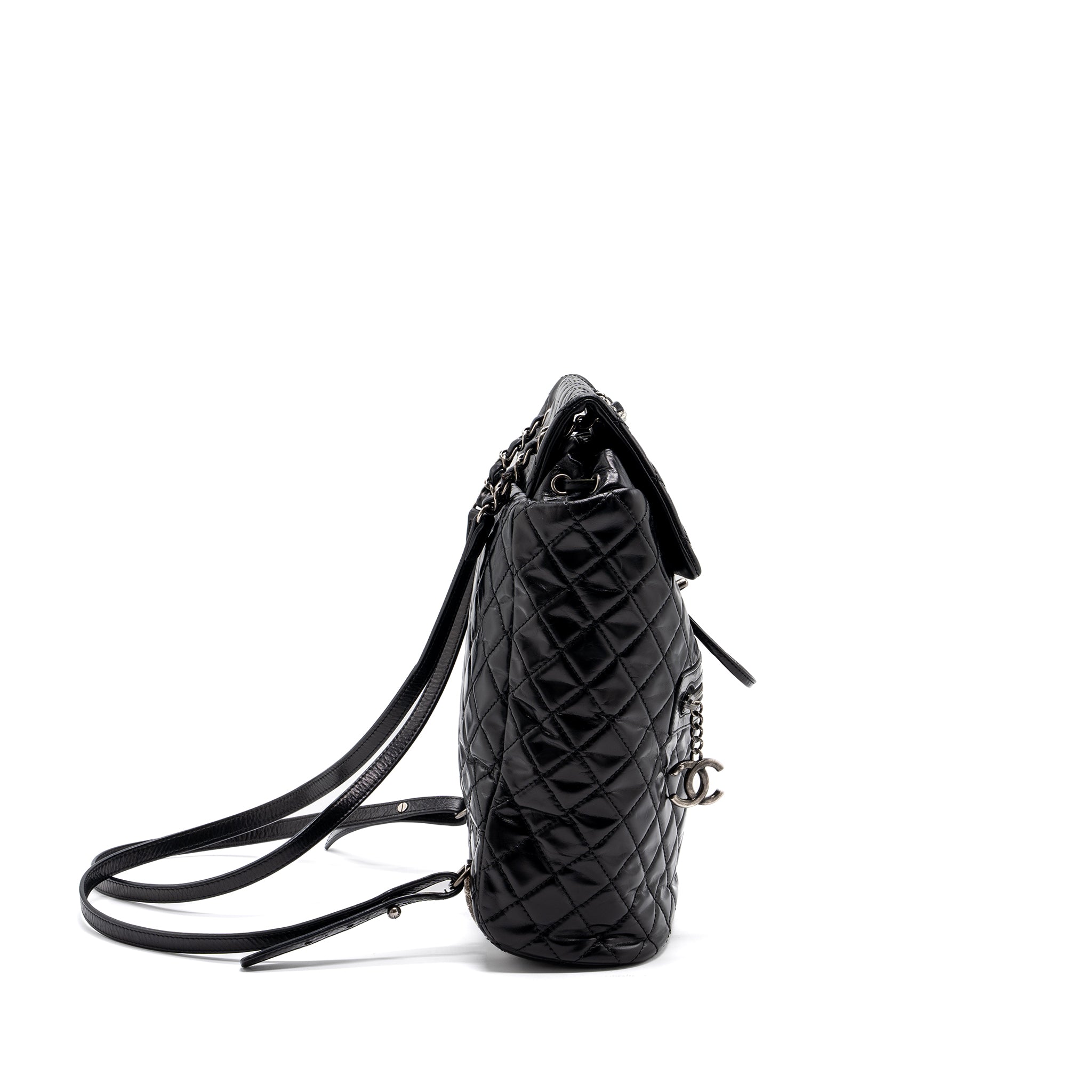 CHANEL LARGE QUILTED MOUNTAIN  BACKPACK CALFSKIN BLACK SHW