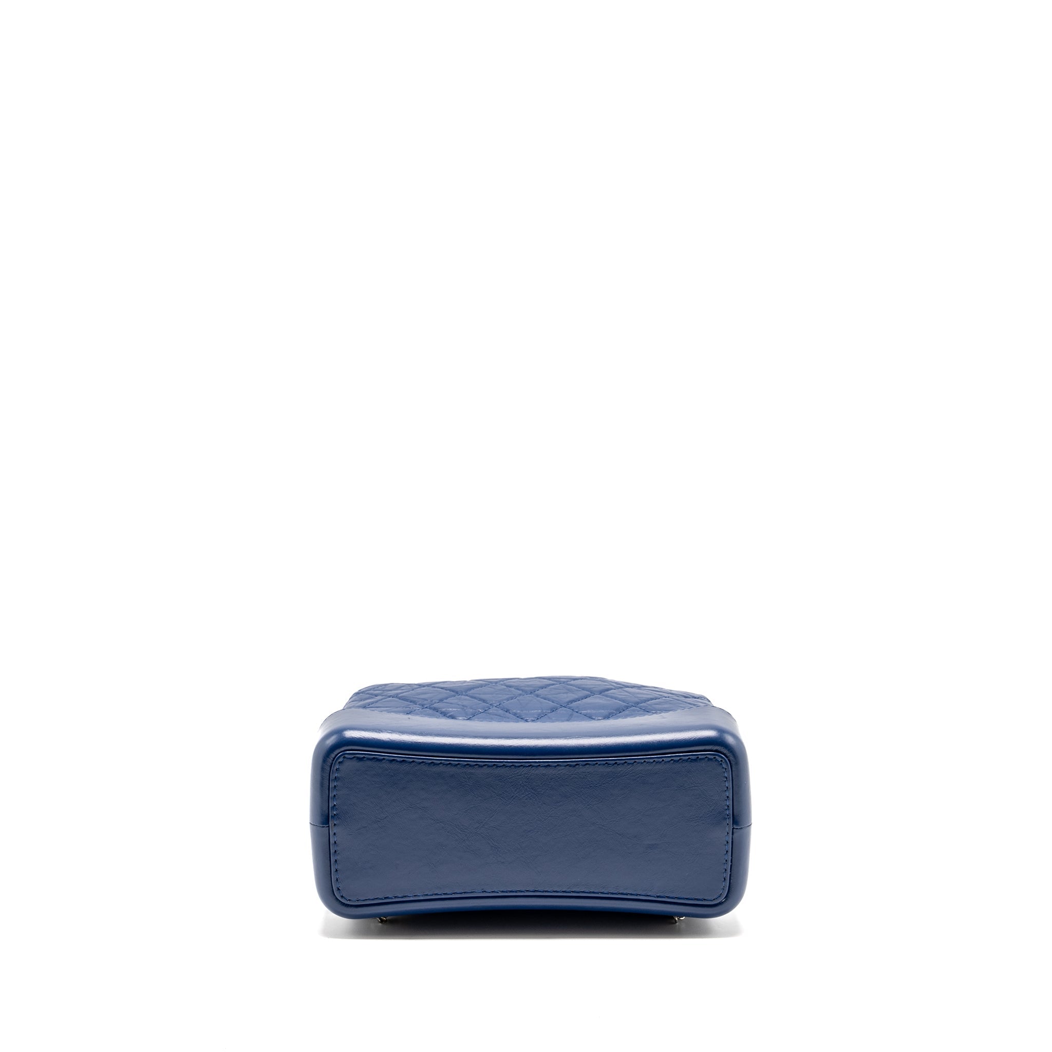 CHANEL GABRIELLE BACKPACK AGED CALFSKIN BLUE MULTICOLOUR HARDWARE