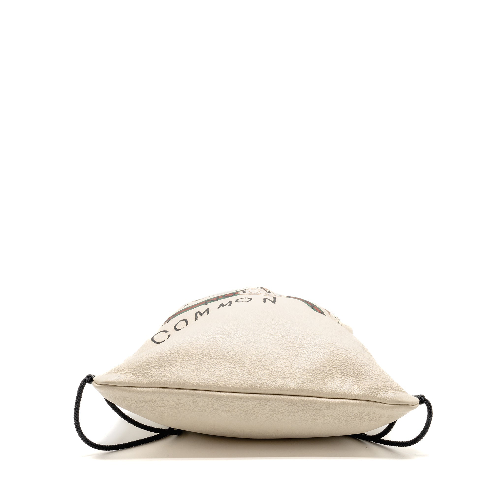 GUCCI DRAWSTRING BACKPACK CALFSKIN WHITE / BLACK