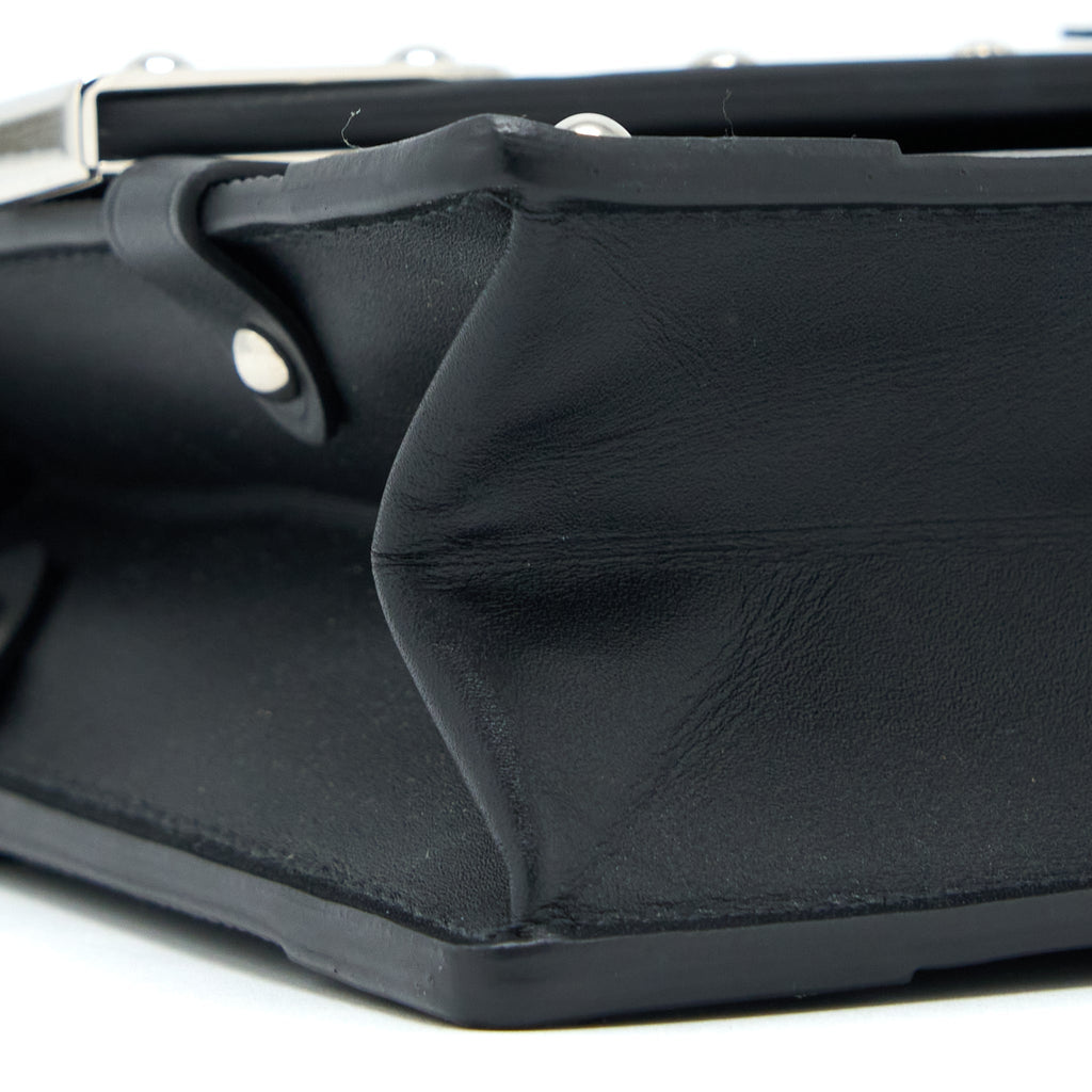 LOUIS VUITTON TRUNK CHAIN WALLET EPI BLACK SHW