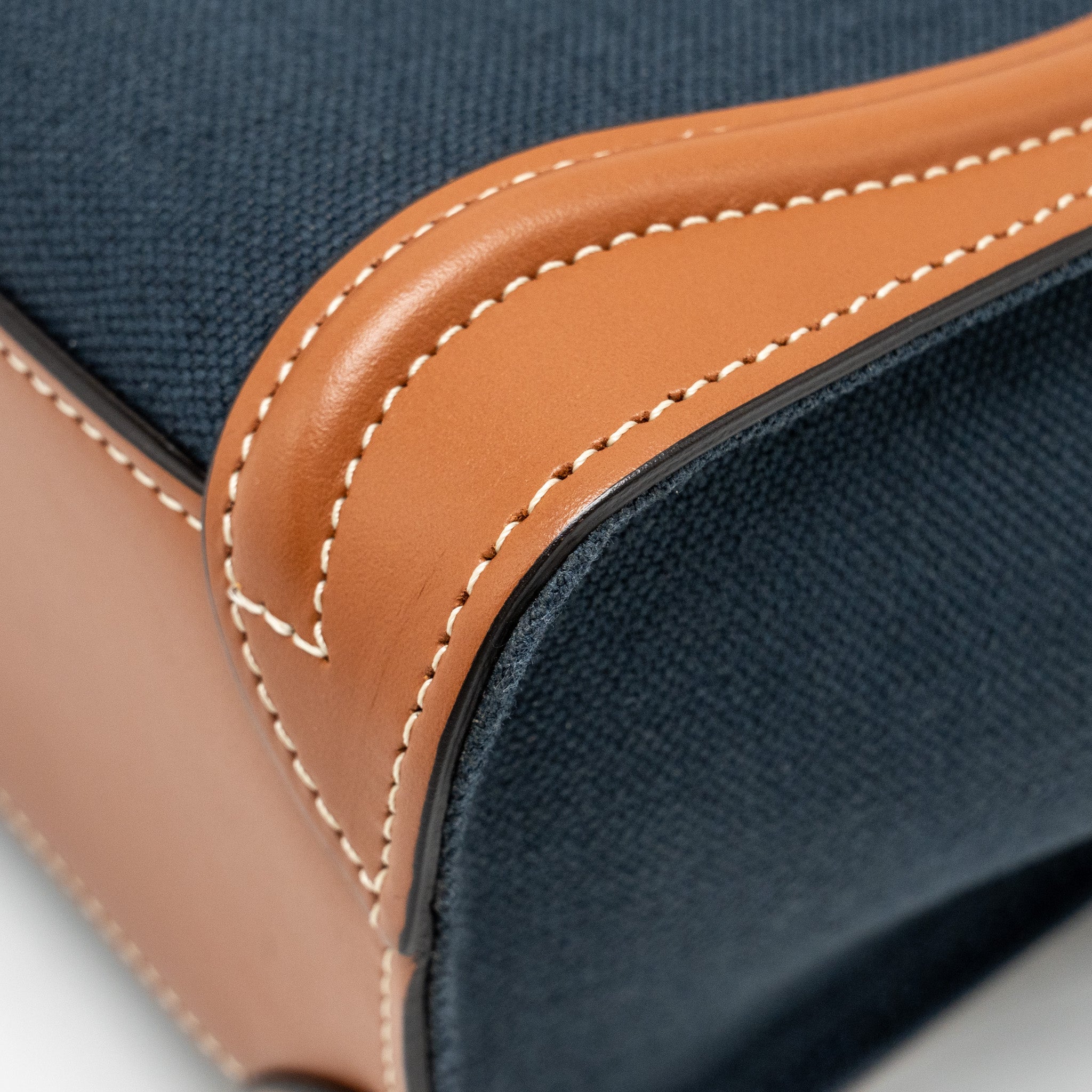 CELINE NANO LUGGAGE BAG CALFSKIN/DENIM TAN/NAVY GHW