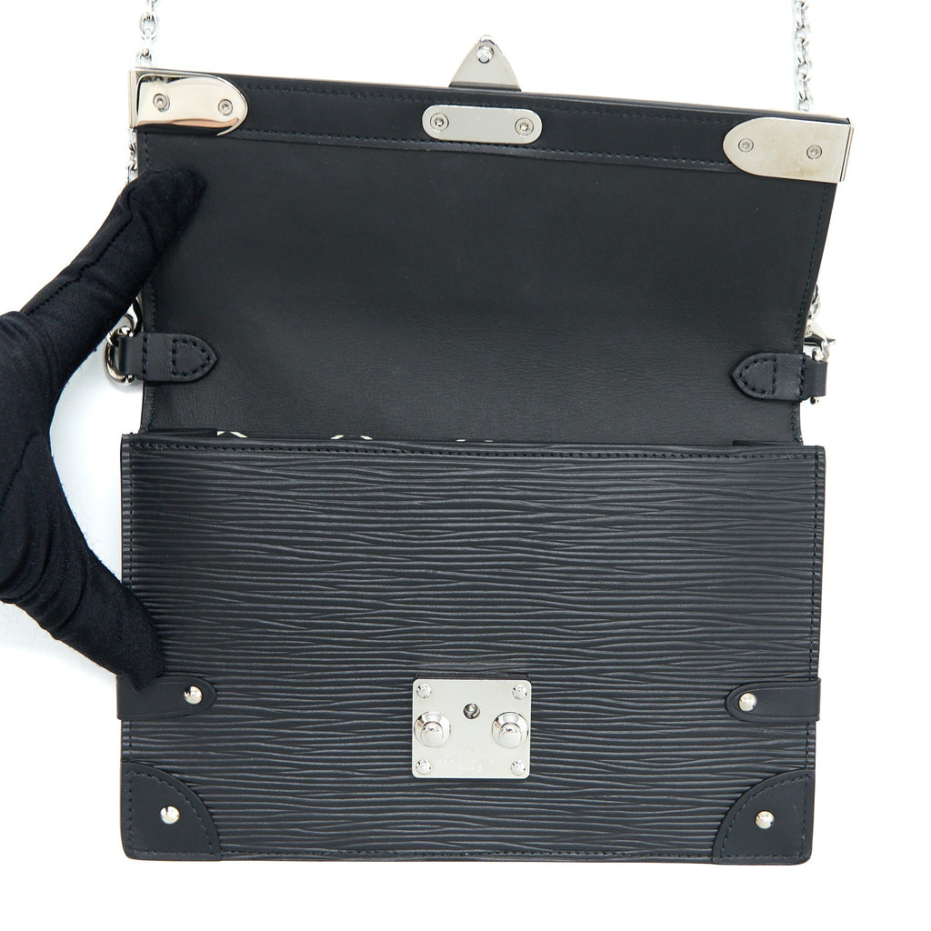 LOUIS VUITTON TRUNK CHAIN WALLET EPI BLACK SHW