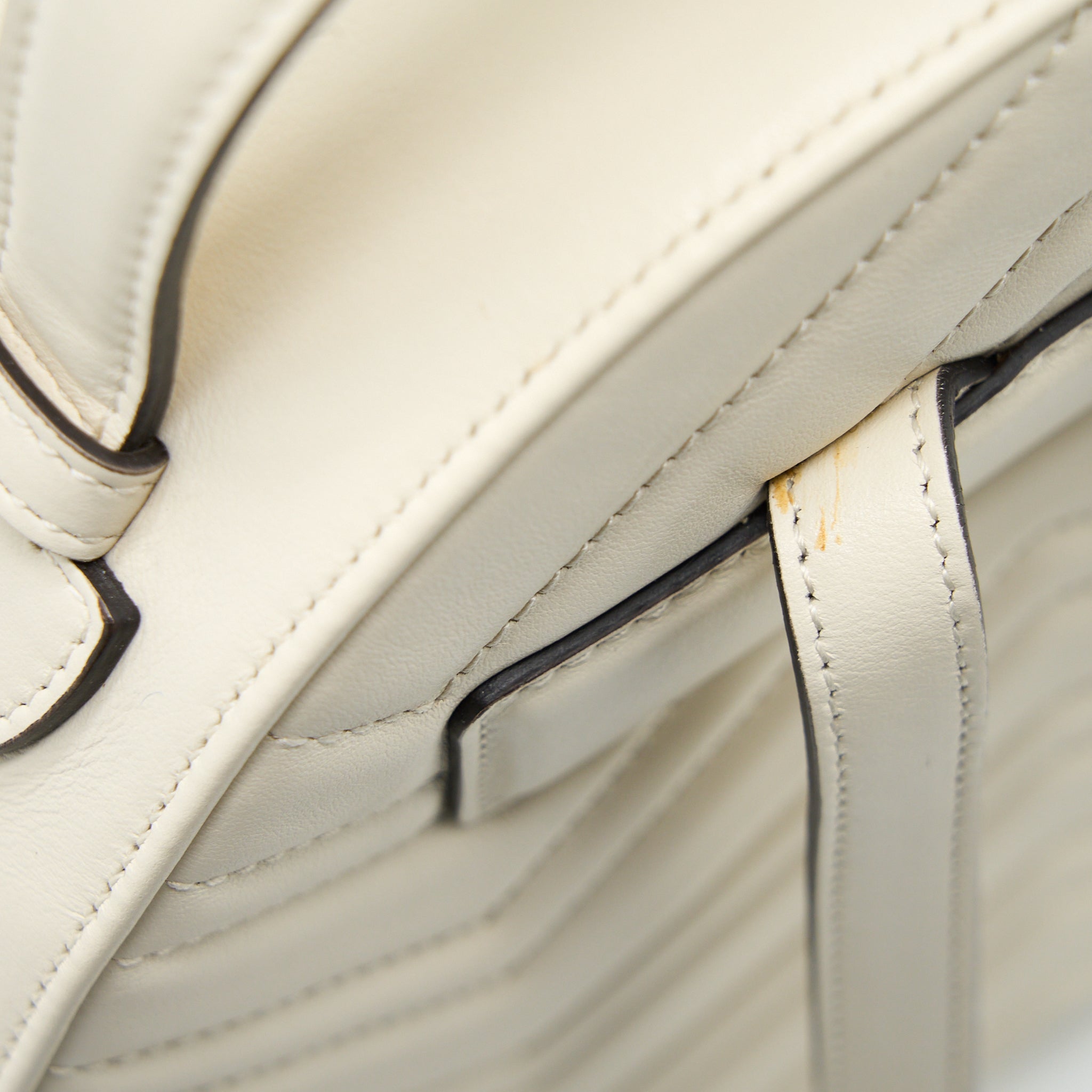 GUCCI GG MARMONT BACKPACK CALFSKIN WHITE GHW