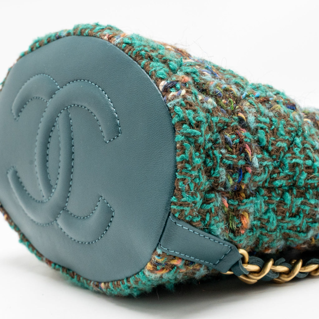 CHANEL BUCKET BACKPACK WITH CASE TWEED/LAMBSKIN DARK GREEN/MULTICOLOUR GHW (MICROCHIP)