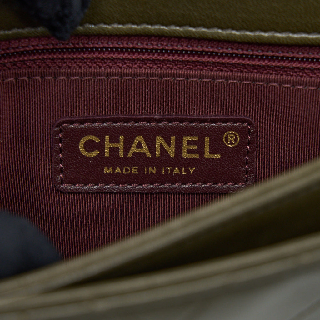 CHANEL MESSENGER FLAP BAG LAMBSKIN OLIVE GREEN RUTHENIUM GHW