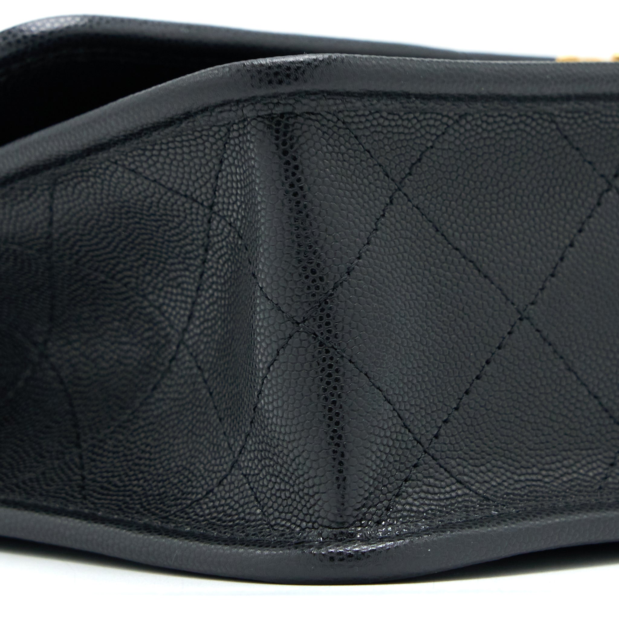 CHANEL 22K TOP HANDLE MESSENGER BAG CAVIAR BLACK BRUSHED GHW (MICROCHIP)