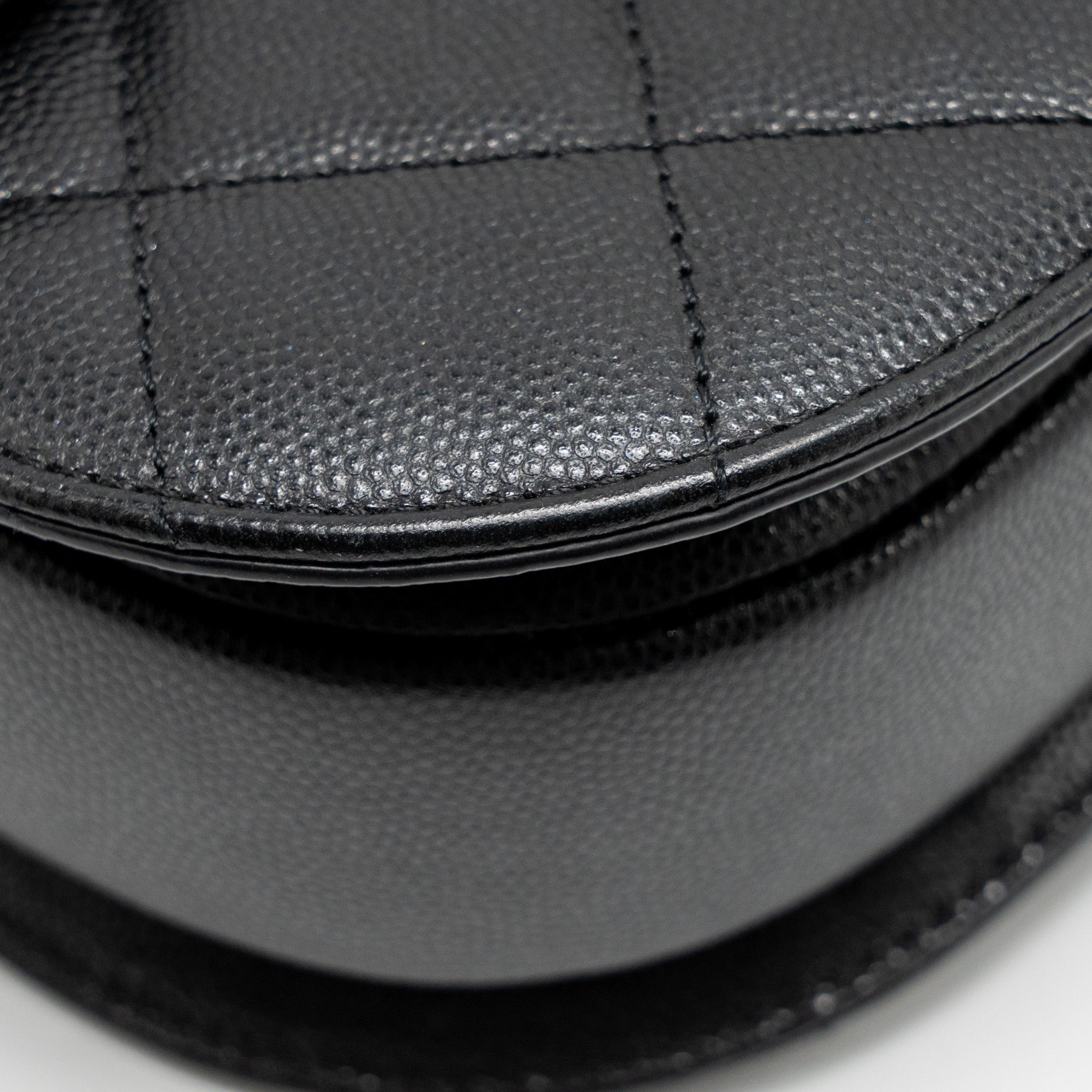 CHANEL 22B ROUND MESSENGER BAG CAVIAR BLACK GHW (MICROCHIP)