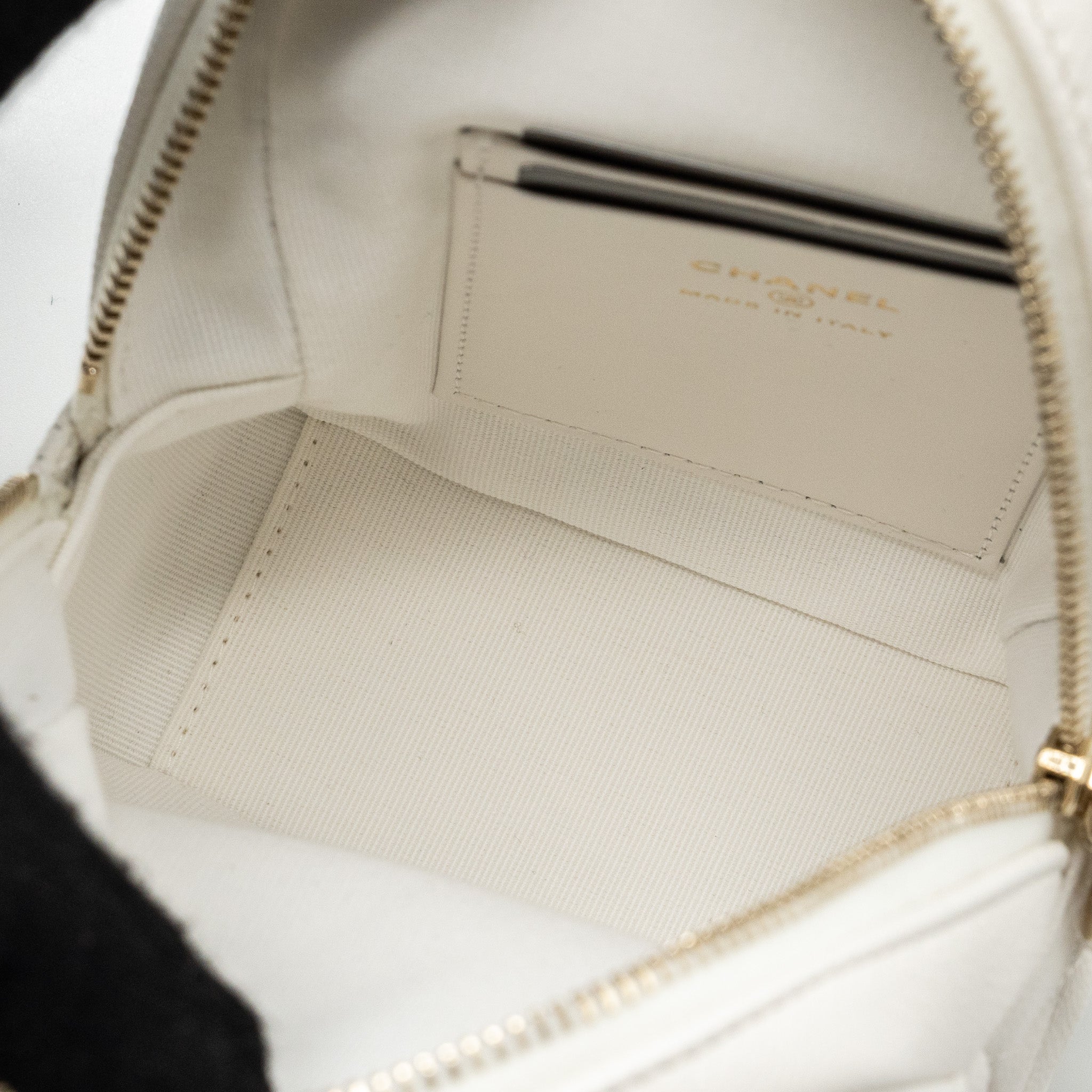 CHANEL 24C MINI BACKPACK/CROSSBODY BAG CAVIAR WHITE LGHW (MICROCHIP)