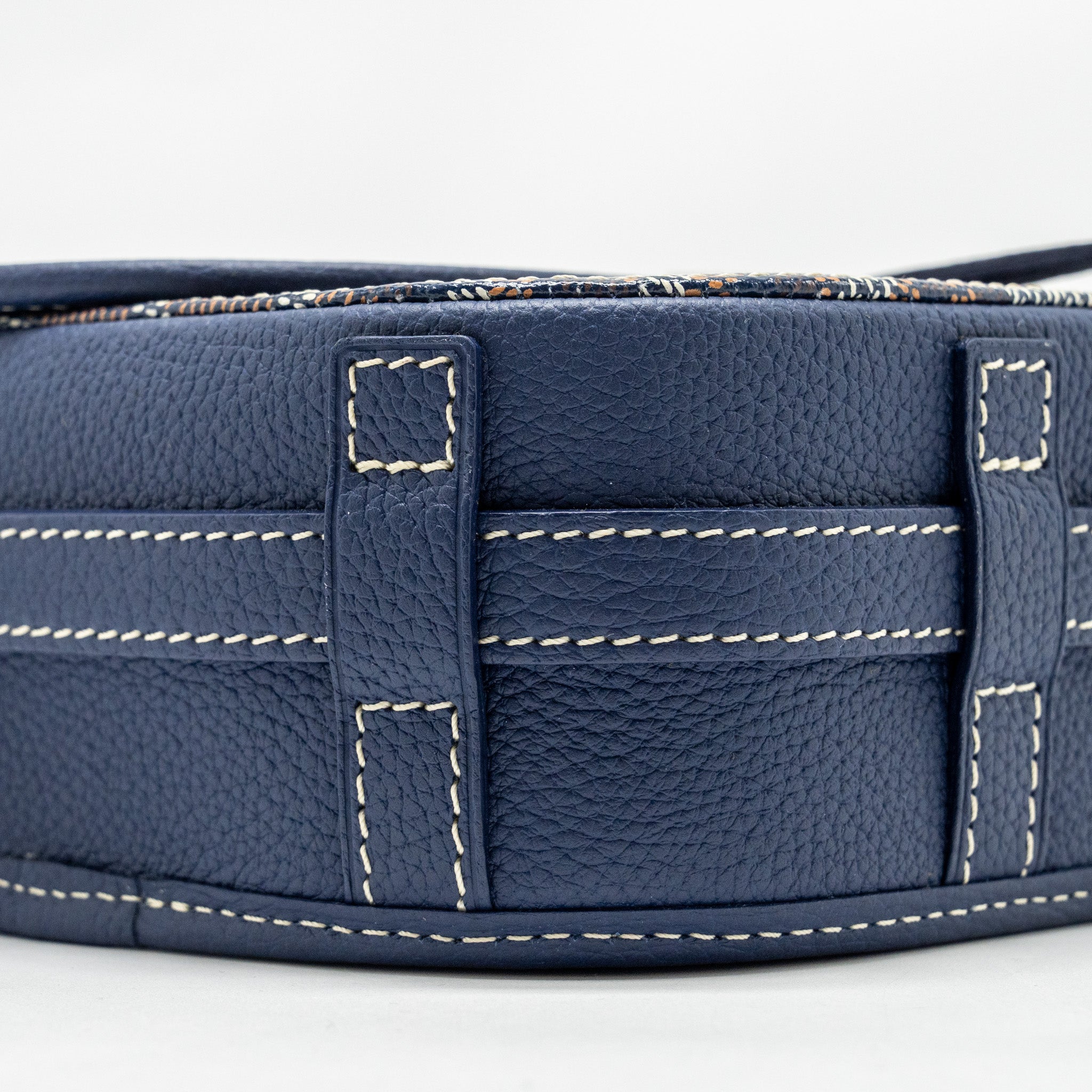 GOYARD BELVEDERE PM MESSENGER BAG GOYARDINE CANVAS/CALFSKIN NAVY SHW