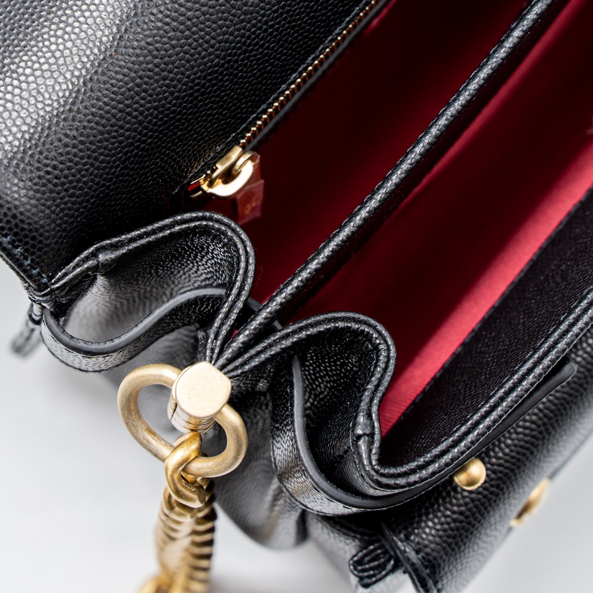 CHANEL MESSENGER BAG CAVIAR BLACK BRUSHED GHW (MICROCHIP)