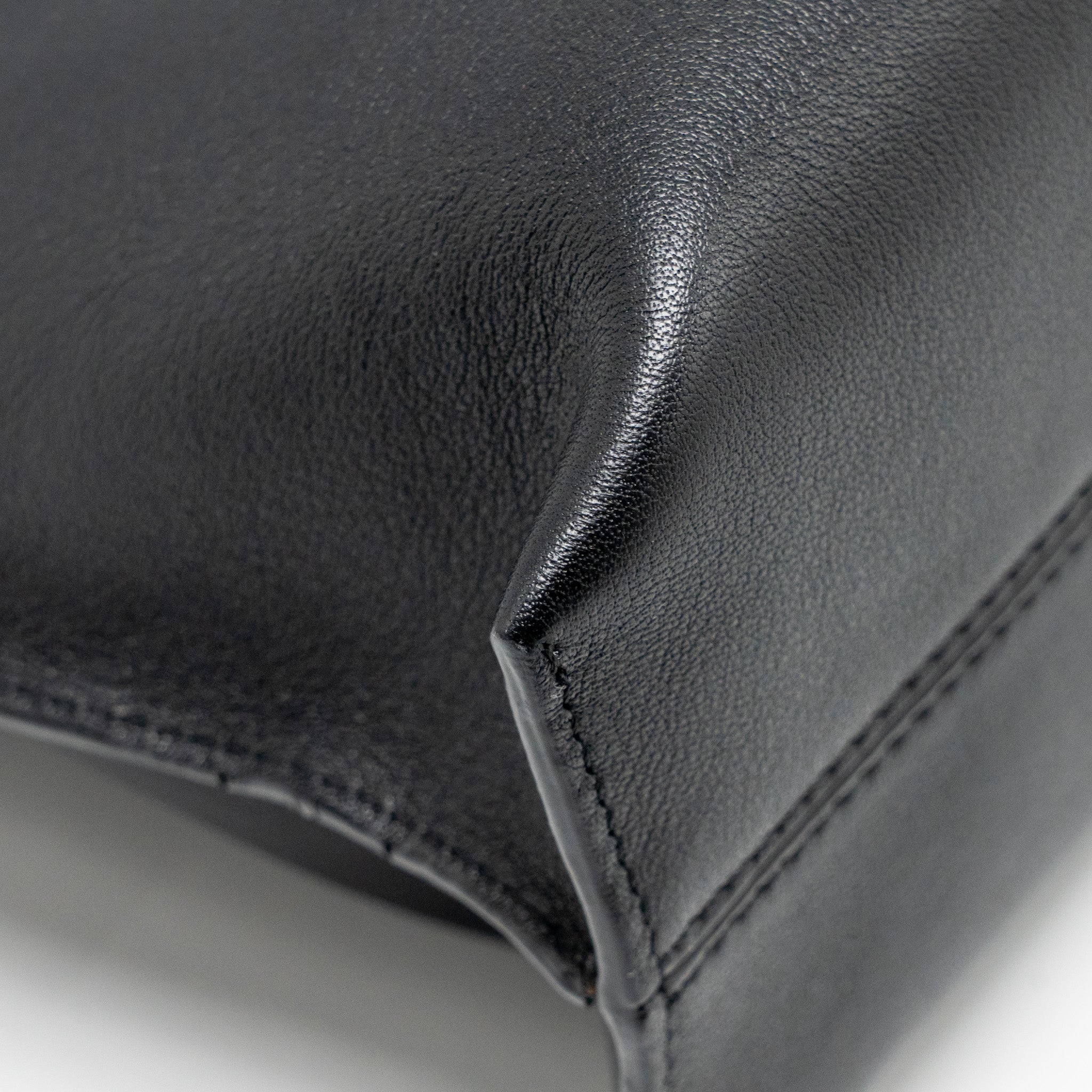 LOEWE CROSSBODY MEN’S MESSENGER BAG LEATHER BLACK SHW