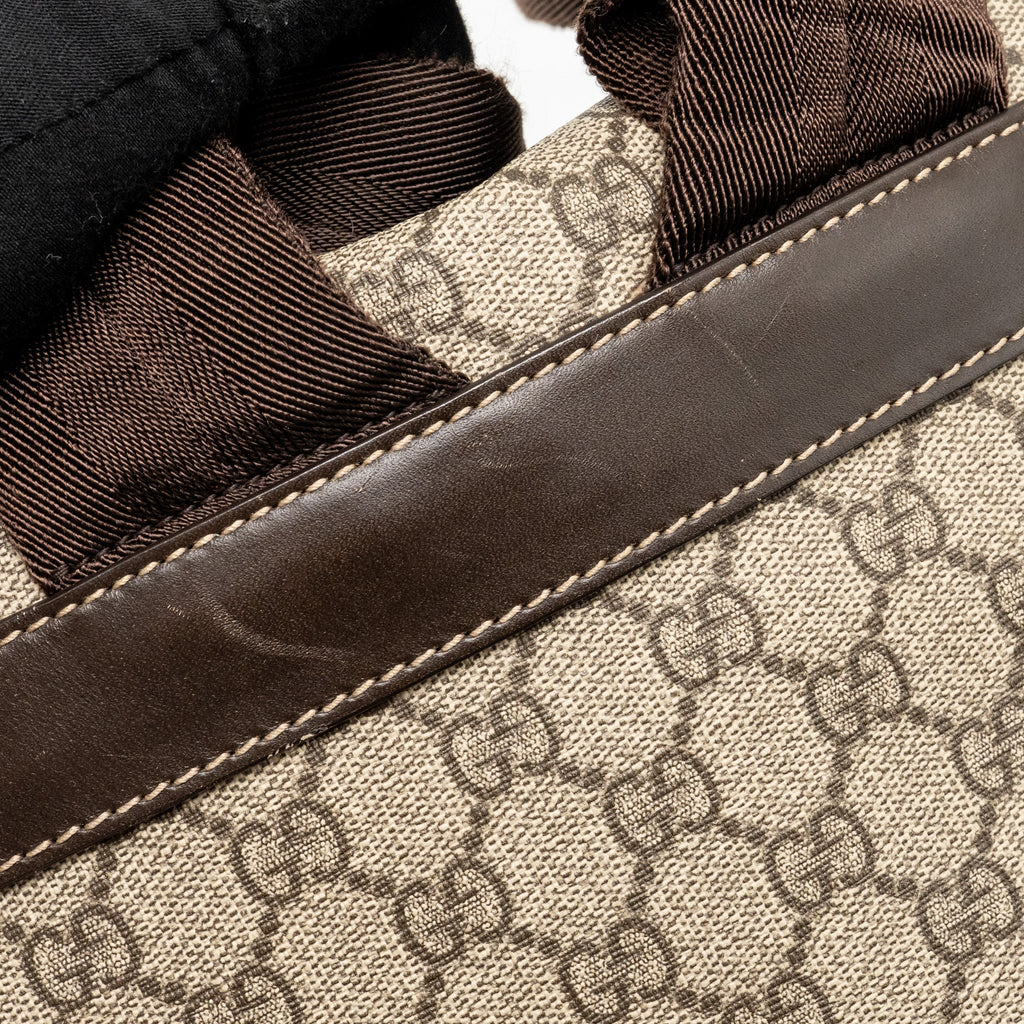 GUCCI SINGLE BUCKLE BACKPACK GG SUPREME CANVAS BROWN SHW