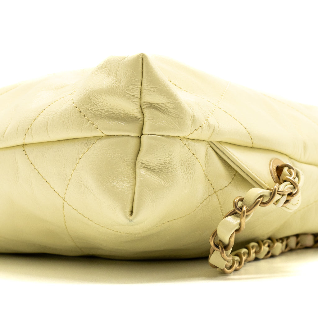 CHANEL 23P SMALL 22 BACKPACK SHINY CALFSKIN LIGHT YELLOW BRUSHED GHW(MICROCHIP)