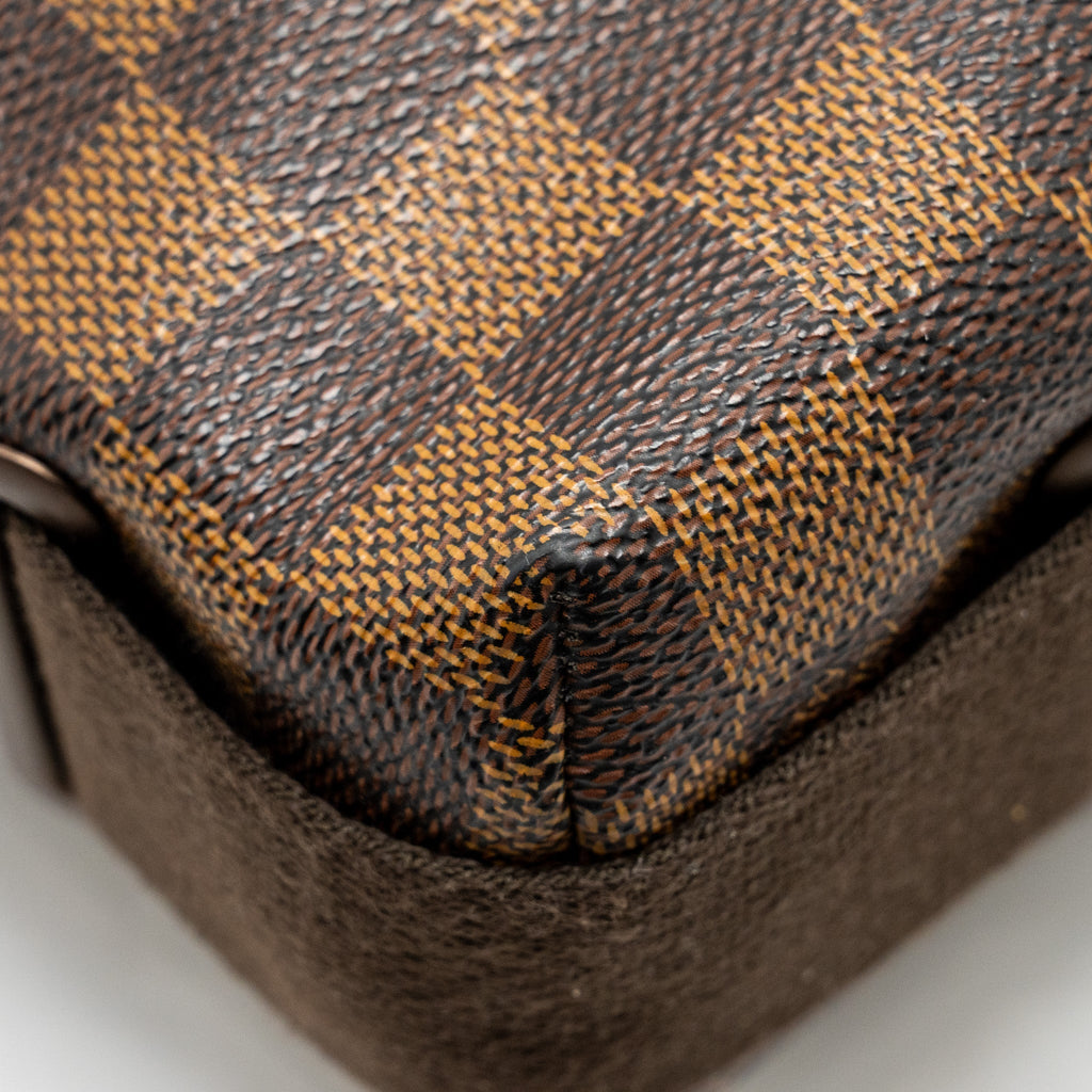 LOUIS VUITTON BROOKLYN PM MESSENGER BAG DAMIER EBENE CANVAS BROWN HARDWARE