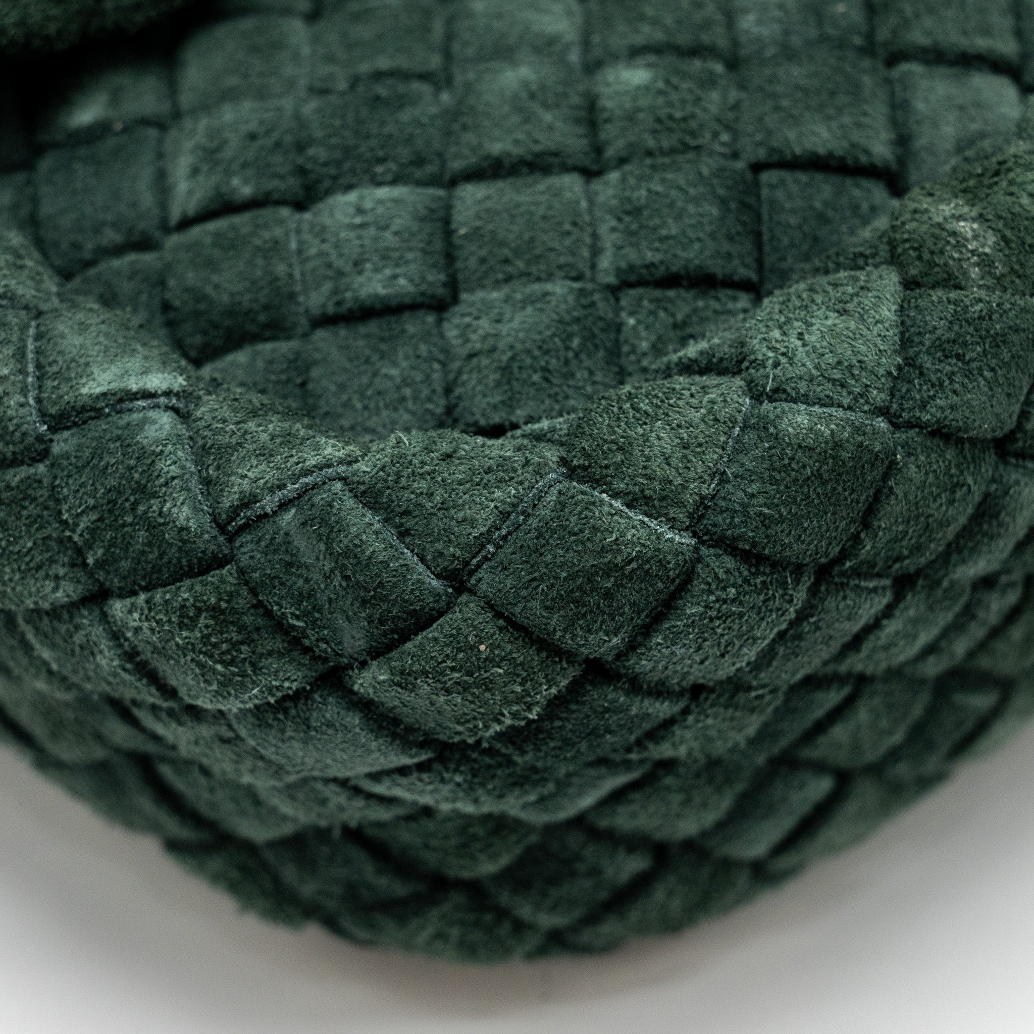 BOTTEGA VENETA COBBLE MESSENGER BAG INTRECCIATO-WOVEN PADDED SUEDE DARK GREEN GHW