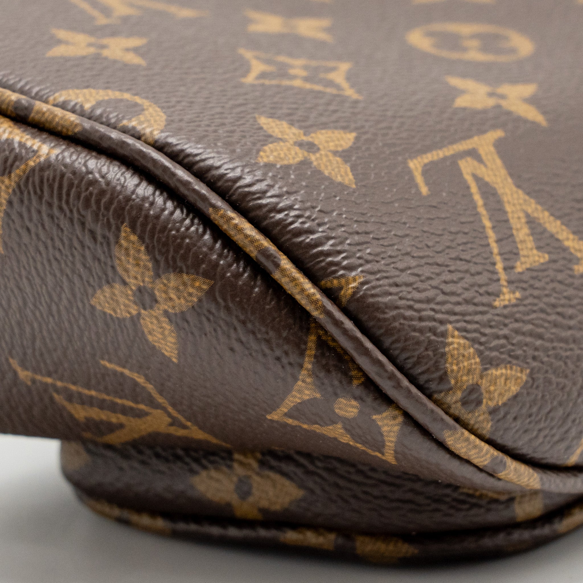 LOUIS VUITTON MINI BUMBAG MONOGRAM CANVAS GHW