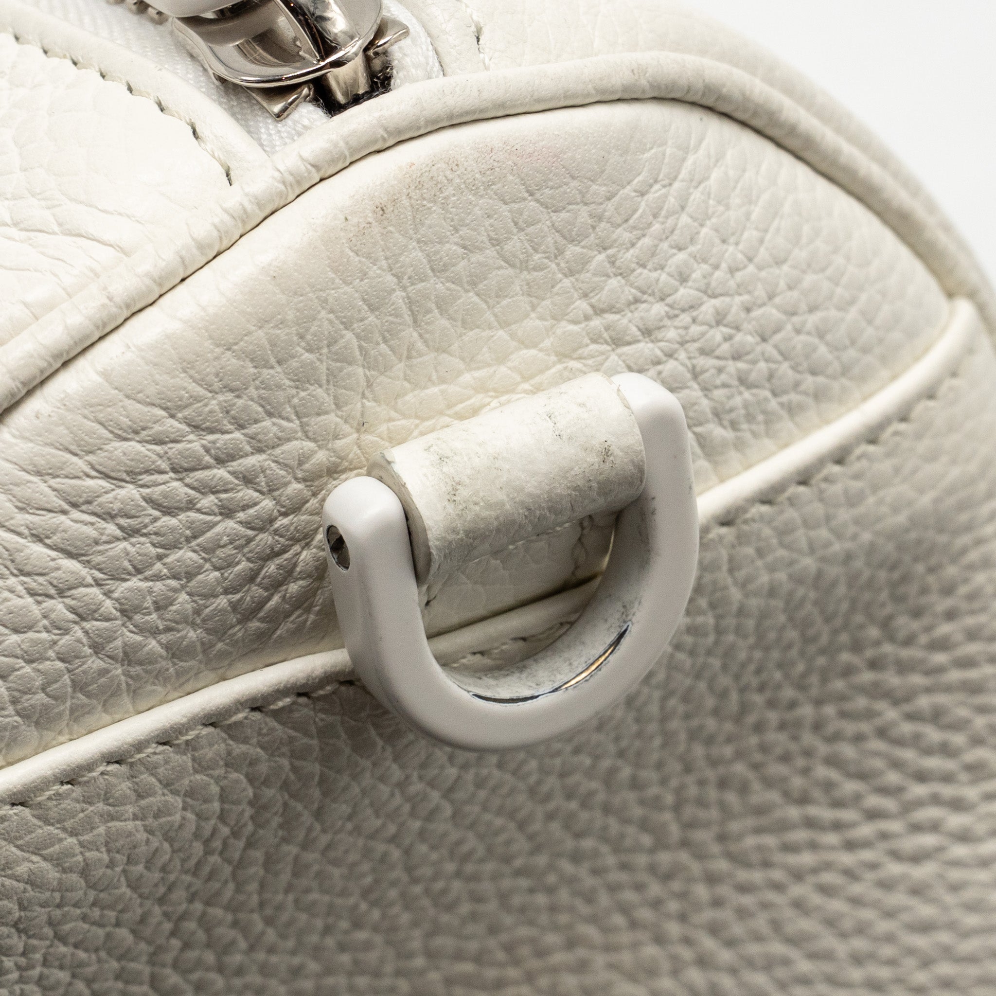 DIOR HOMME X DANIEL ARSHAM ROLLER MESSAGER BAG GRAINED CALFSKIN WHITE SHW
