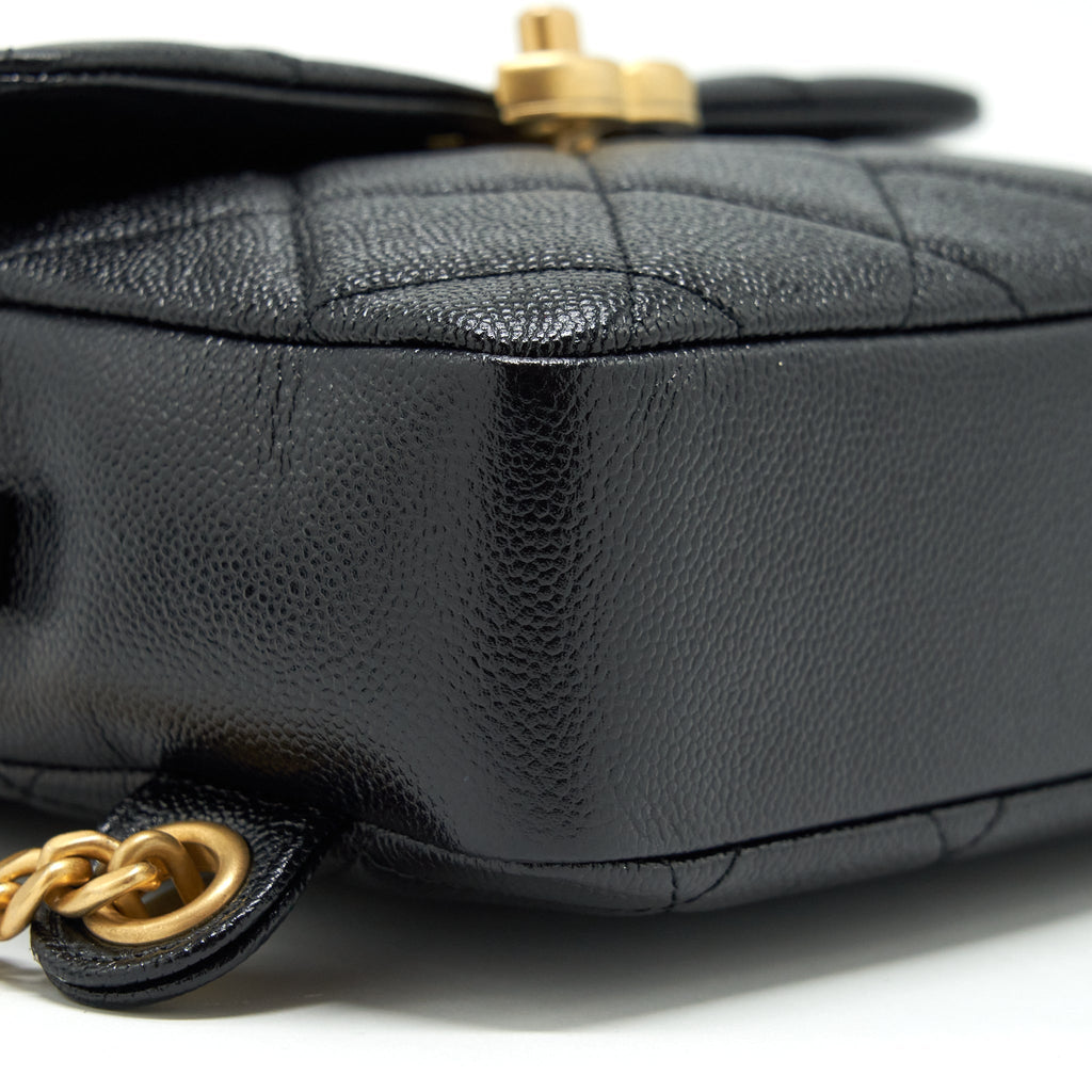 CHANEL 22P FLAP BACKPACK CAVIAR BLACK GHW