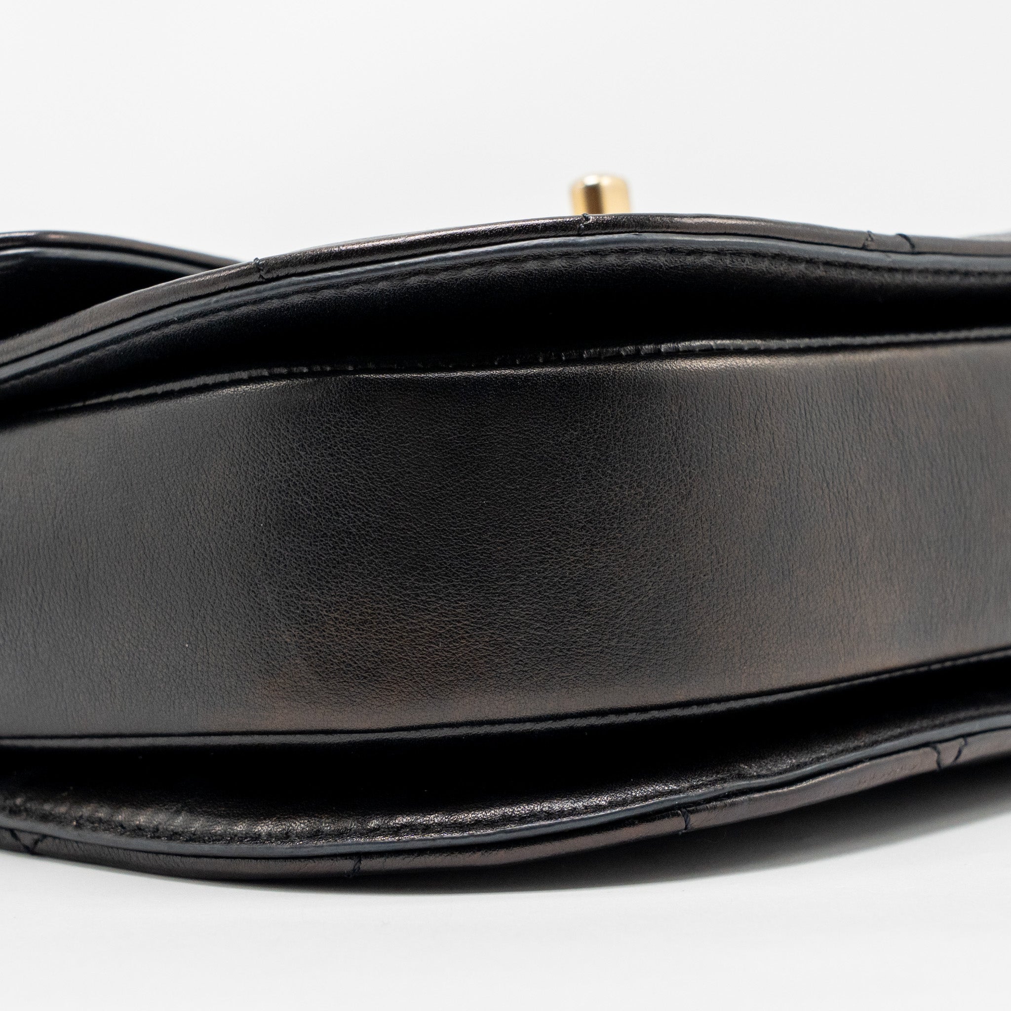 CHANEL 21S MOON MESSENGER BAG CALFSKIN BLACK GHW