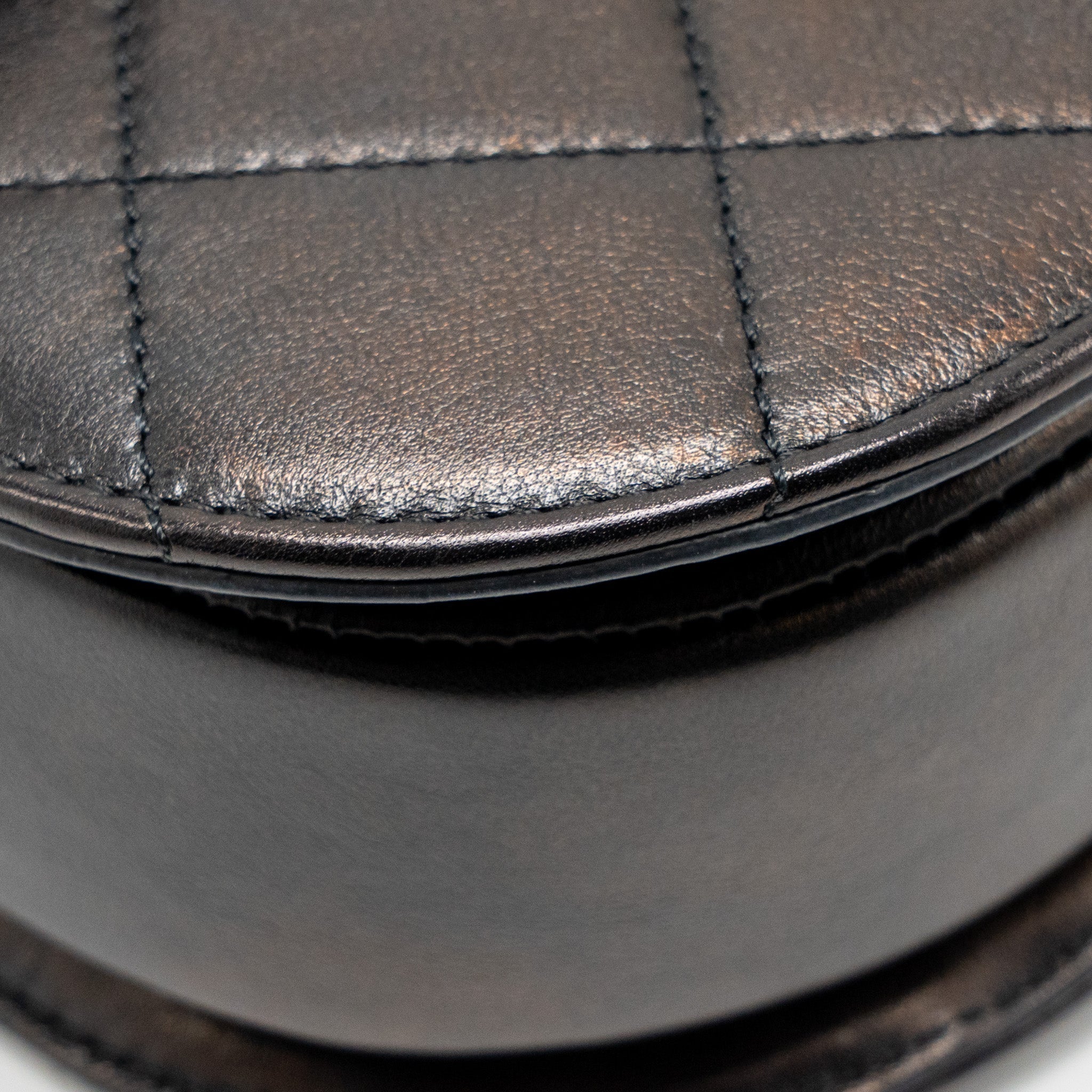CHANEL 21S MOON MESSENGER BAG CALFSKIN BLACK GHW