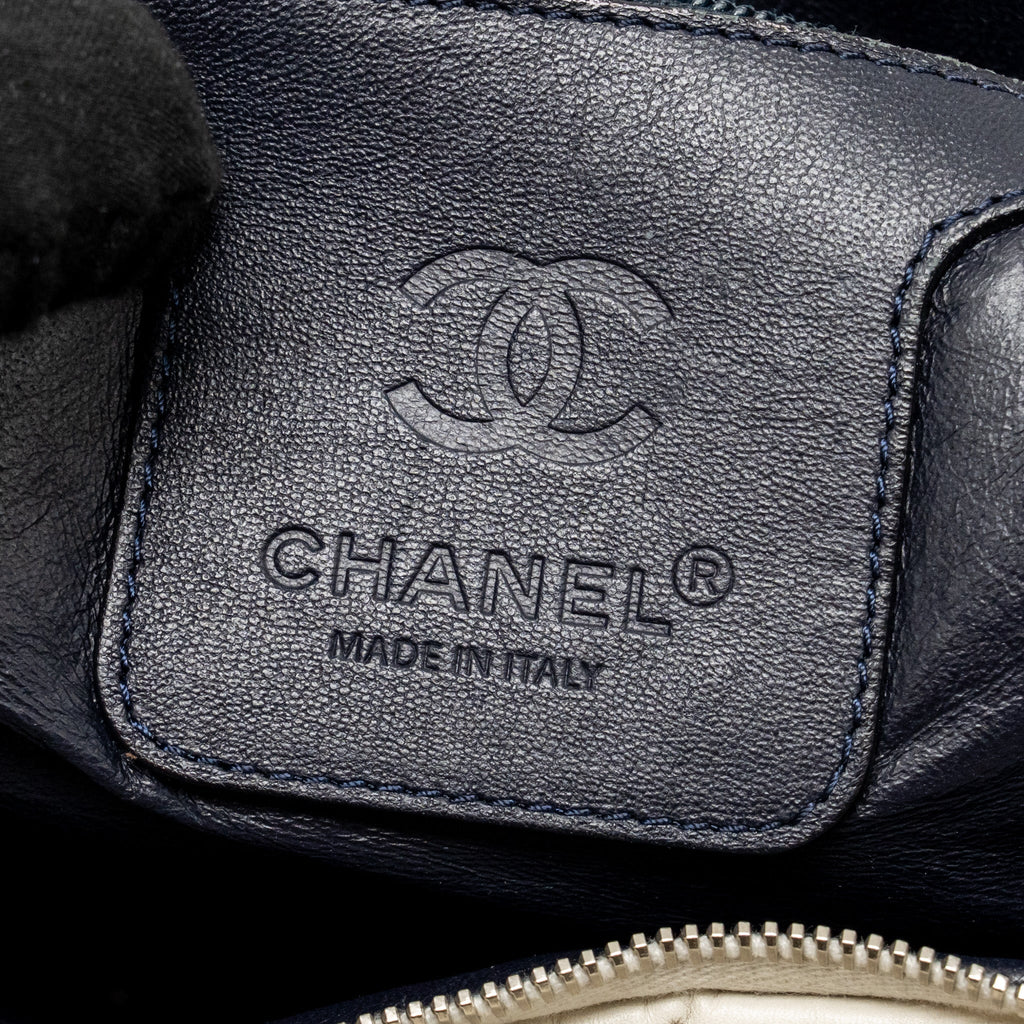 CHANEL COCOON TRAVEL TOTE BAG CALFSKIN WHITE SHW