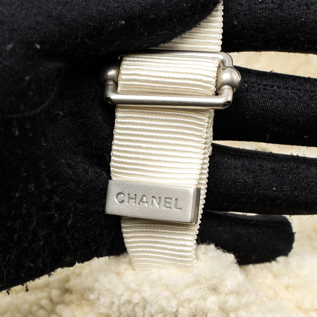 CHANEL 19B BACKPACK SHEARLING WHITE/MULTICOLOUR SHW