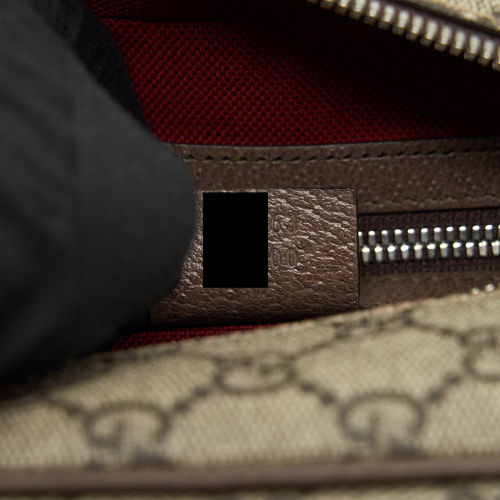 GUCCI SMALL SUPREME LUGGAGE CROSS BODY BAG